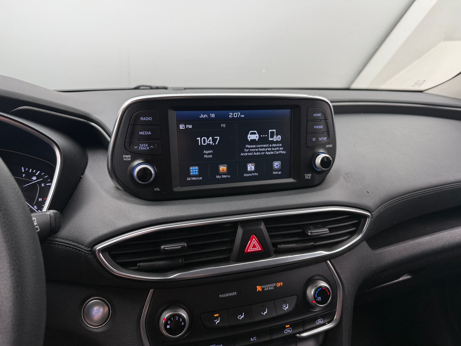 Thumbnail: 2019 Hyundai Santa Fe - 4