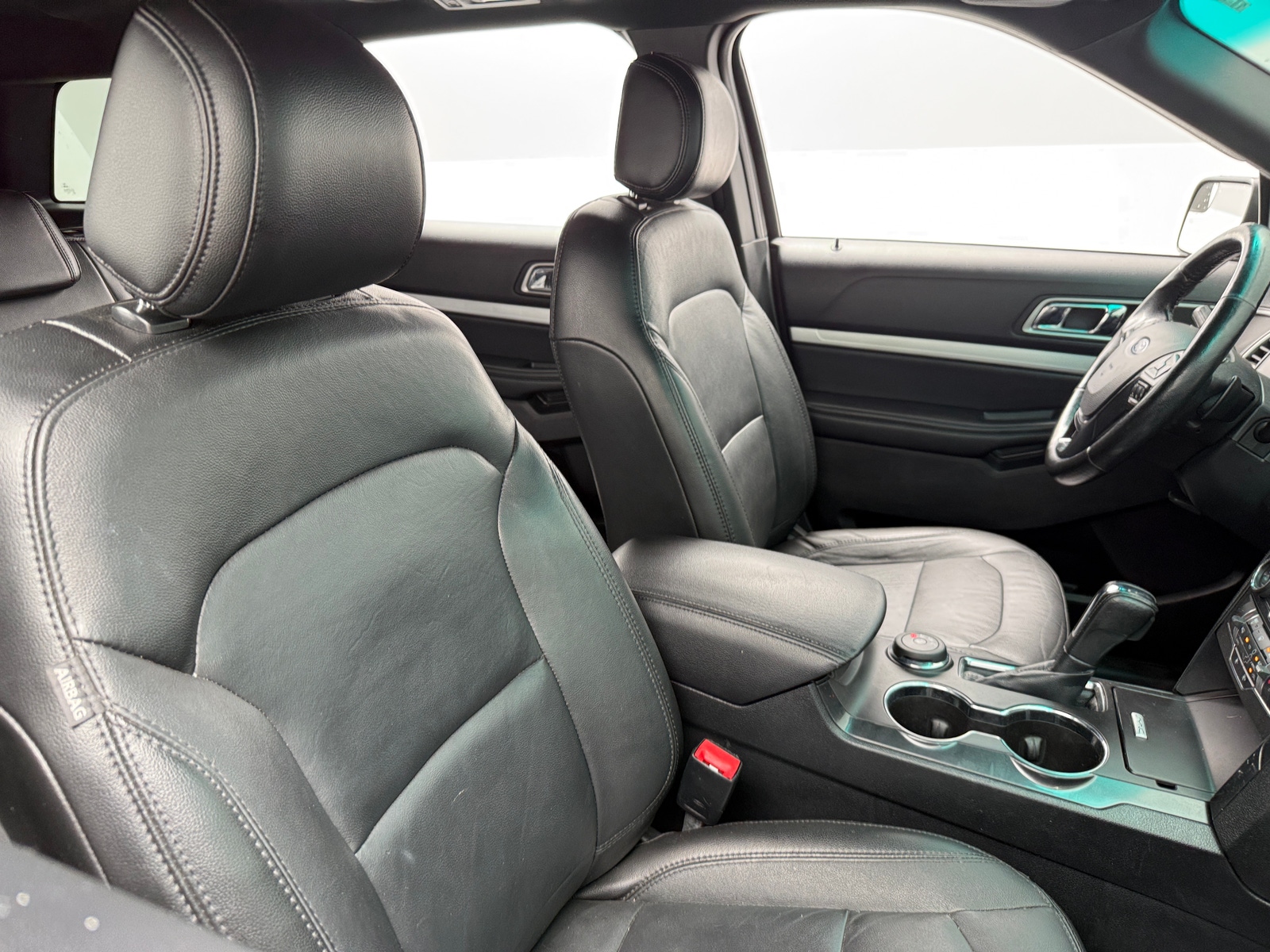 Thumbnail: 2016 Ford Explorer - 2