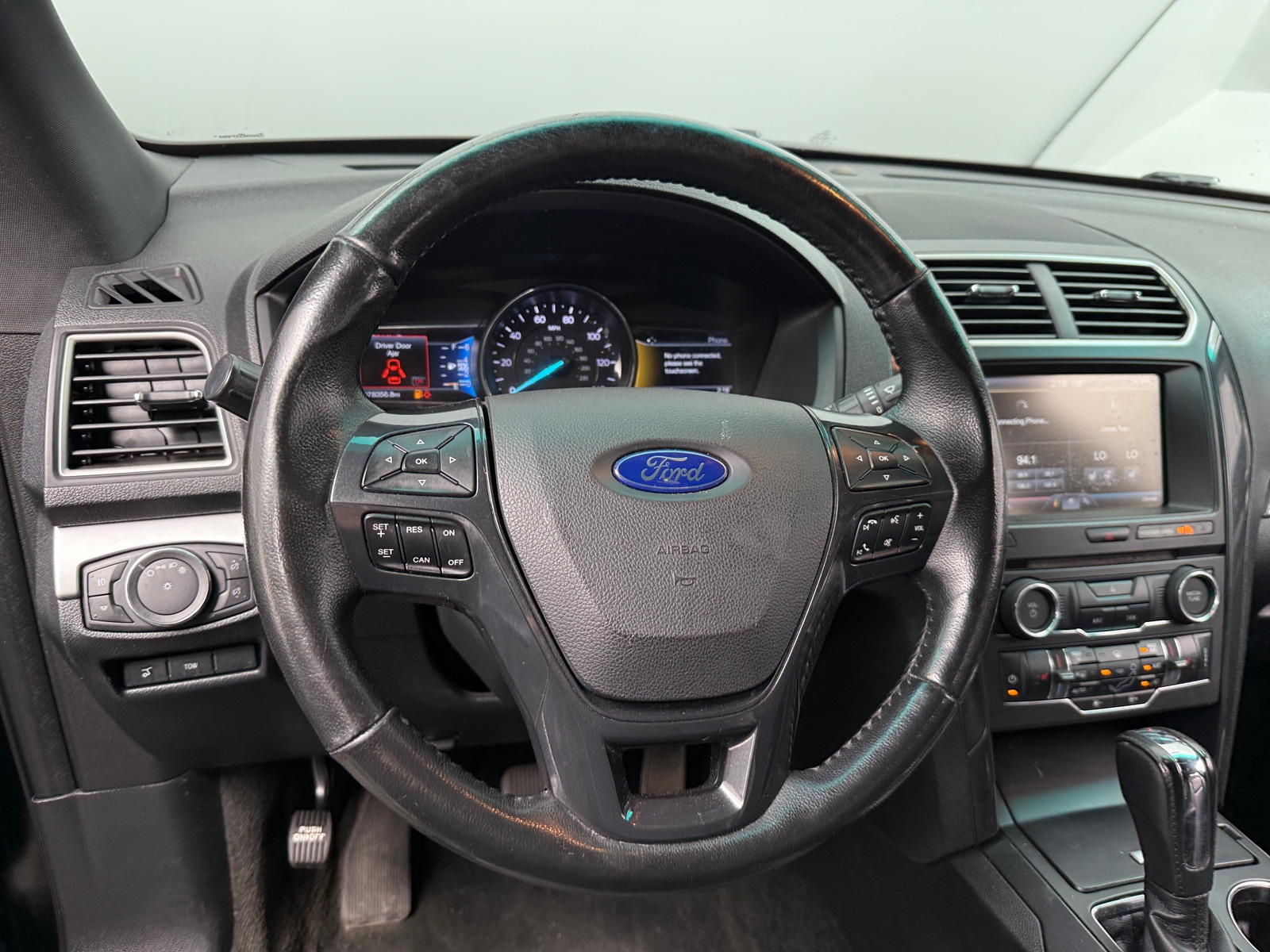 Thumbnail: 2016 Ford Explorer - 5