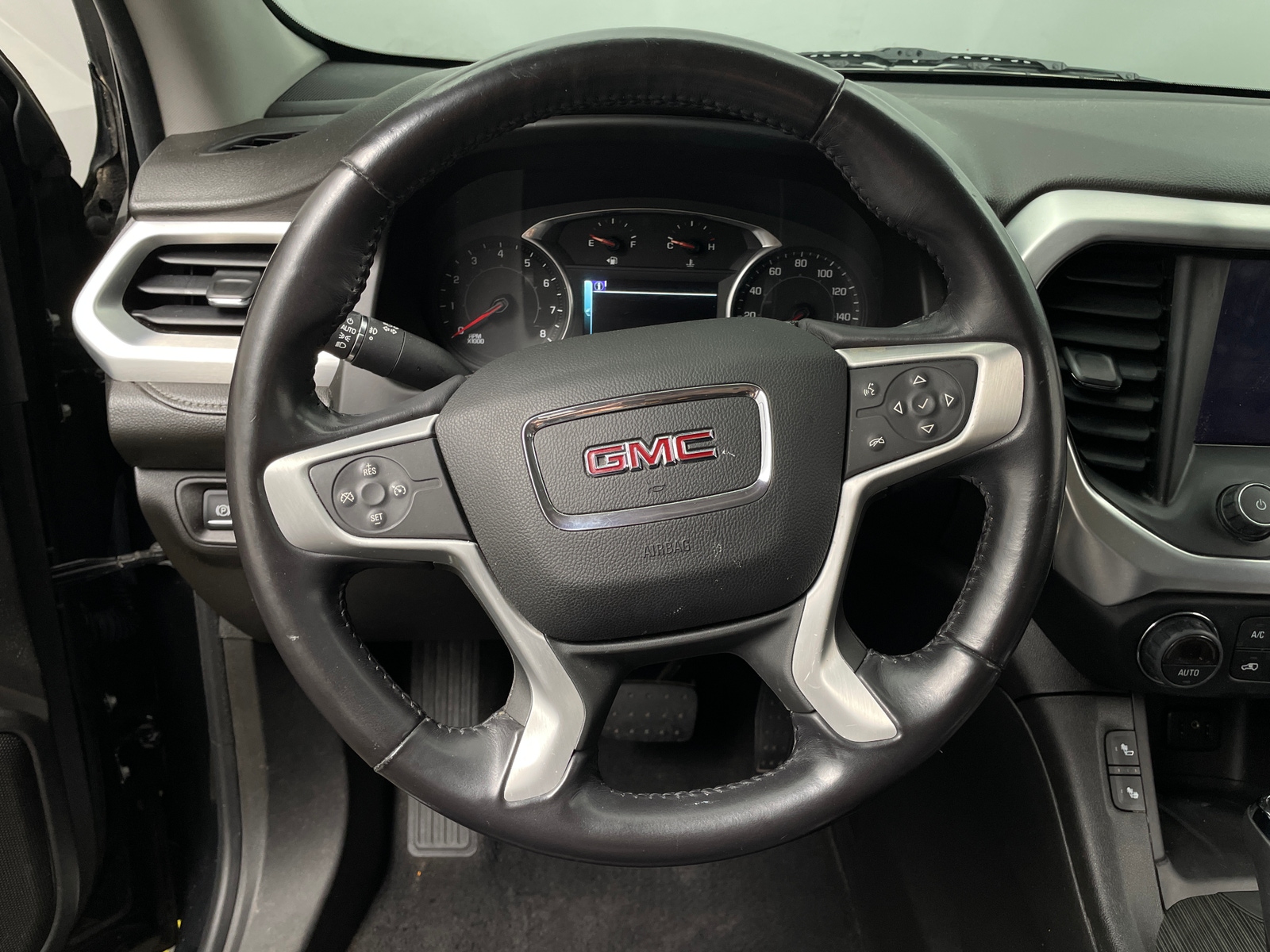 Thumbnail: 2018 GMC Acadia - 4