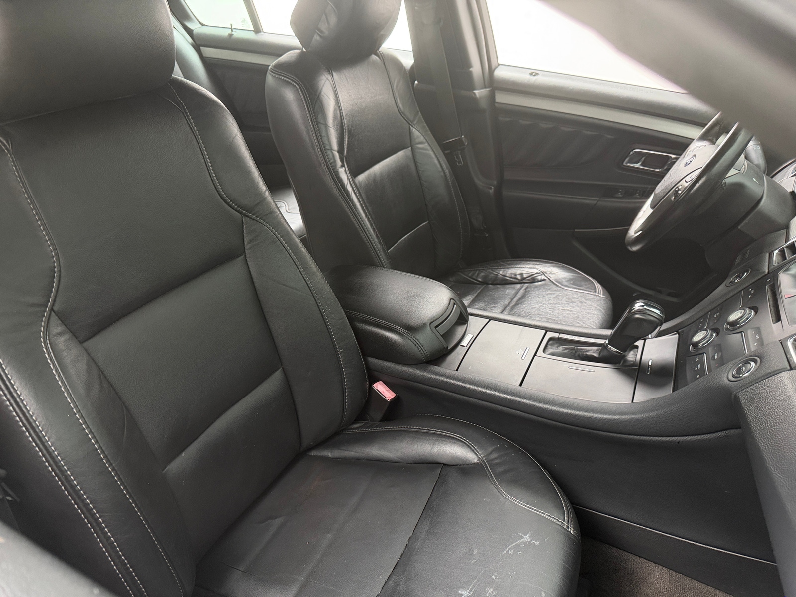 Thumbnail: 2015 Ford Taurus - 2