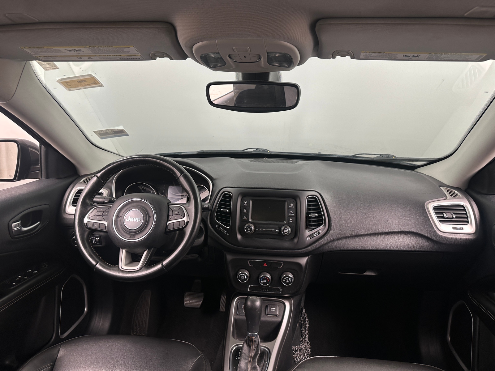 Thumbnail: 2018 Jeep Compass - 3