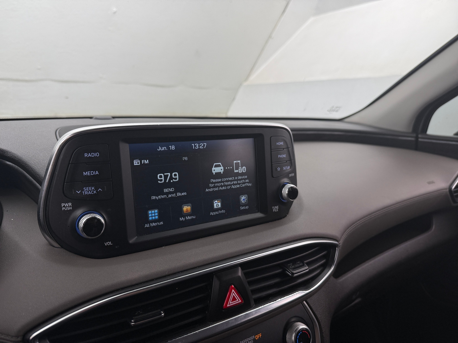 Thumbnail: 2020 Hyundai Santa Fe - 4