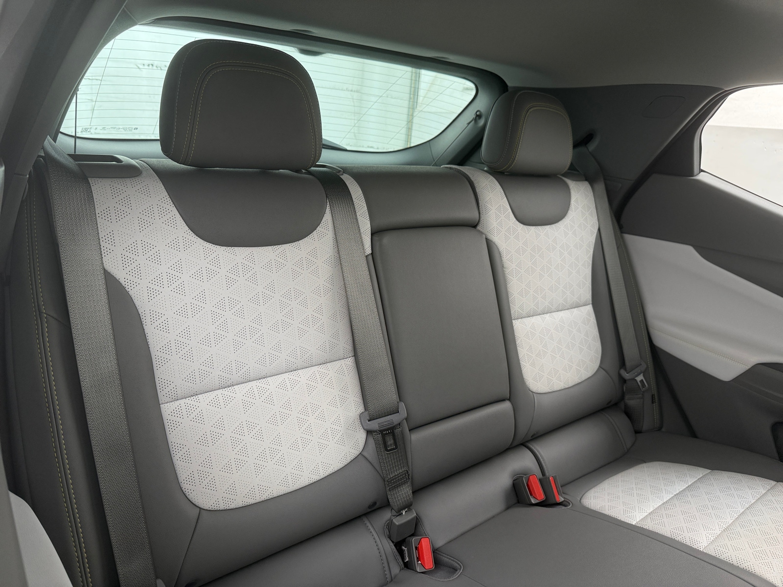Thumbnail: 2023 Chevrolet Bolt EUV - 5