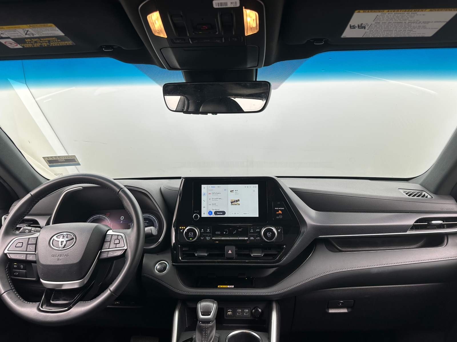 Thumbnail: 2025 Toyota Highlander - 3