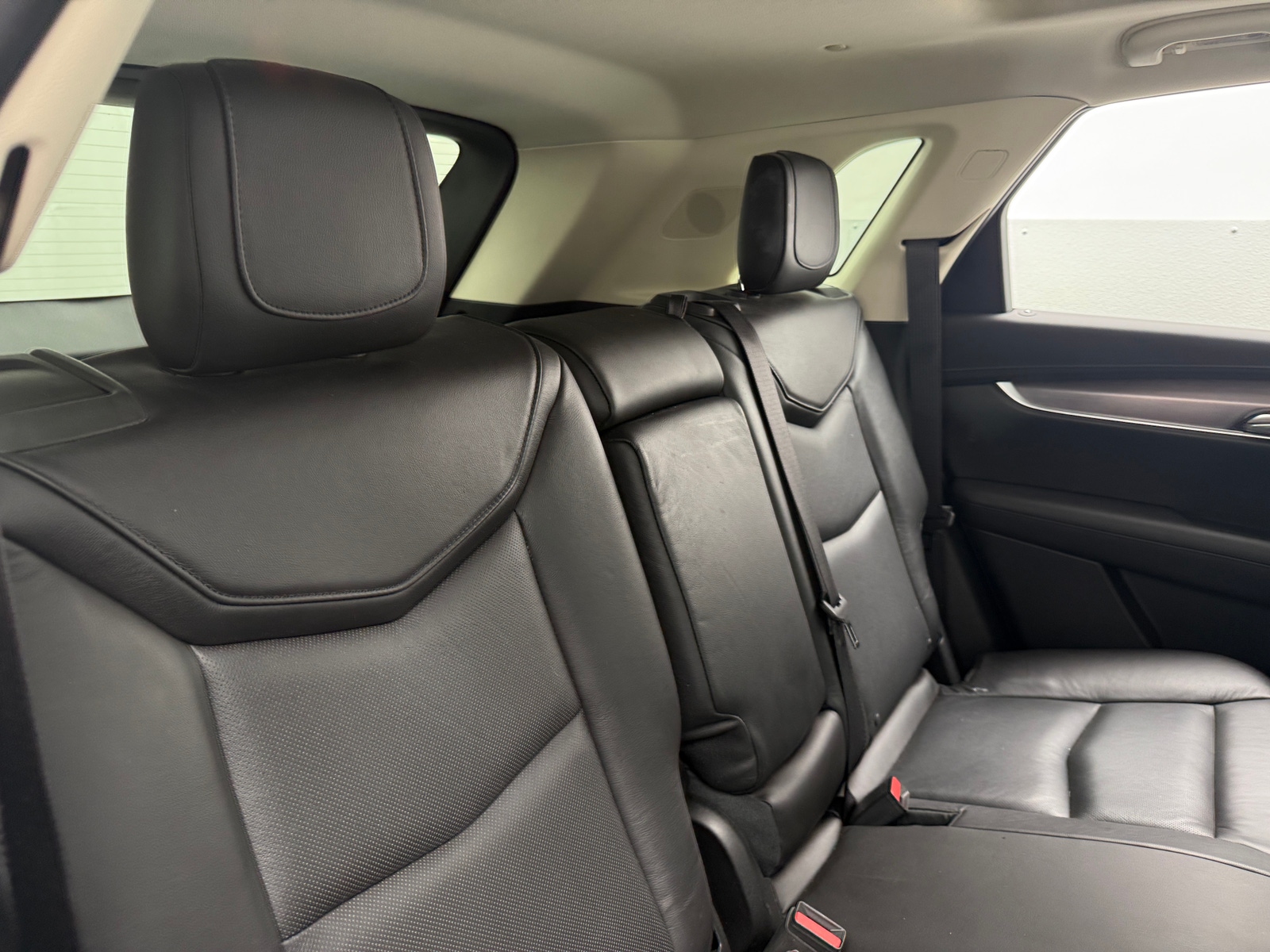 Thumbnail: 2017 Cadillac XT5 - 5