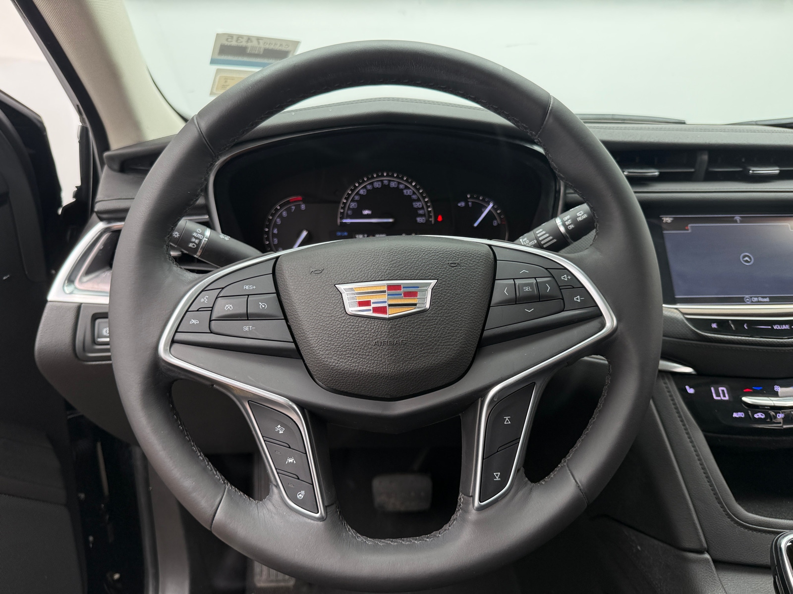Thumbnail: 2017 Cadillac XT5 - 4