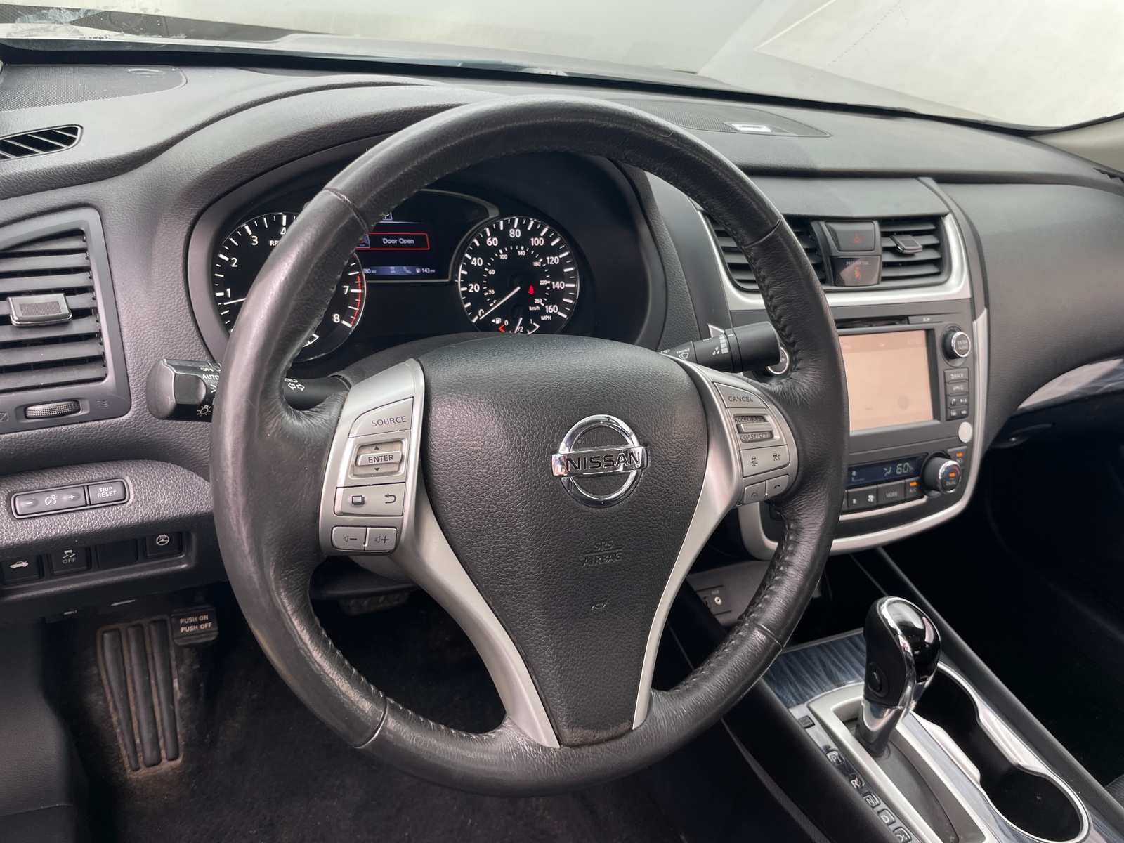 Thumbnail: 2016 Nissan Altima - 5