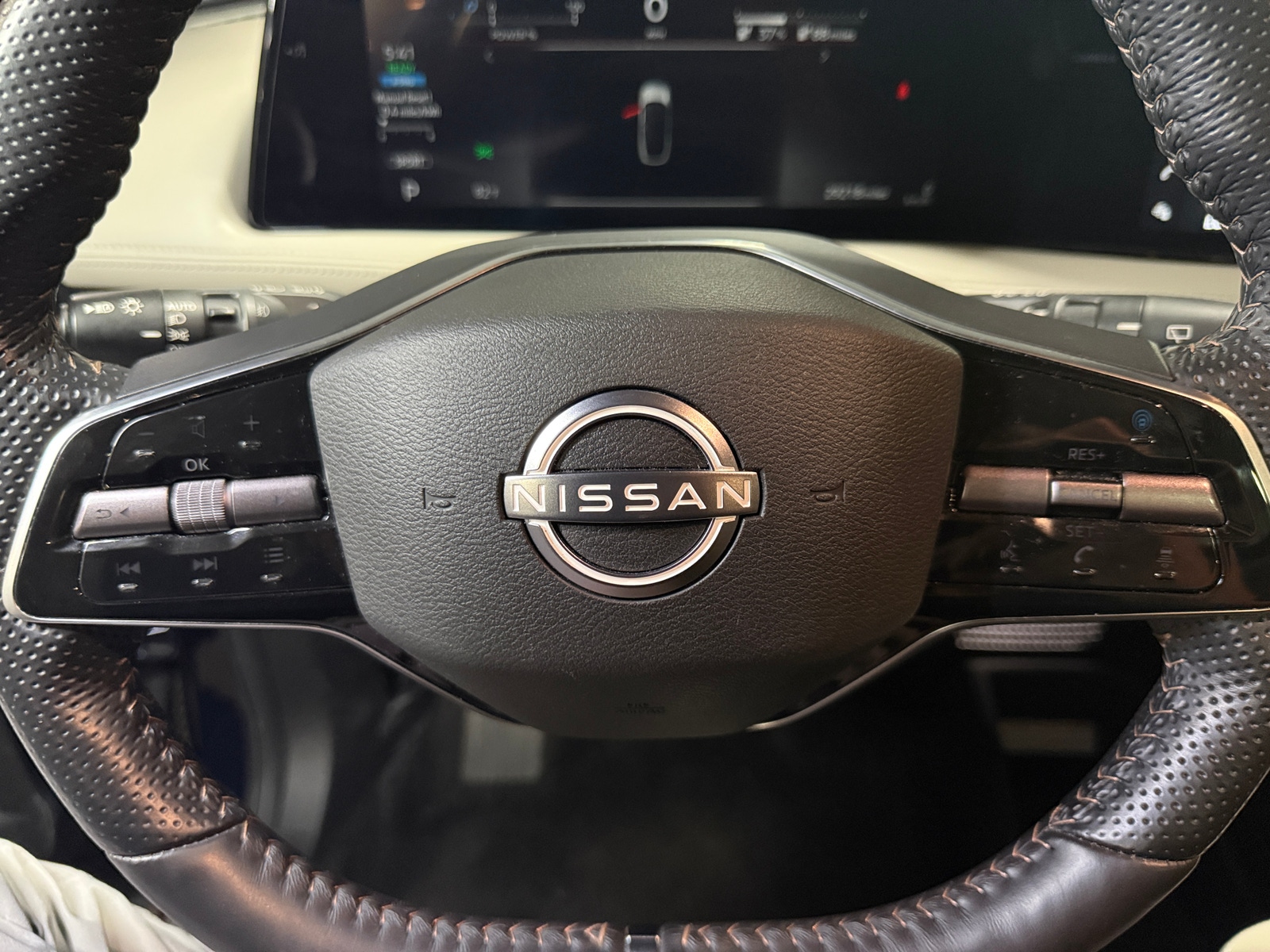 Thumbnail: 2023 Nissan Ariya - 5
