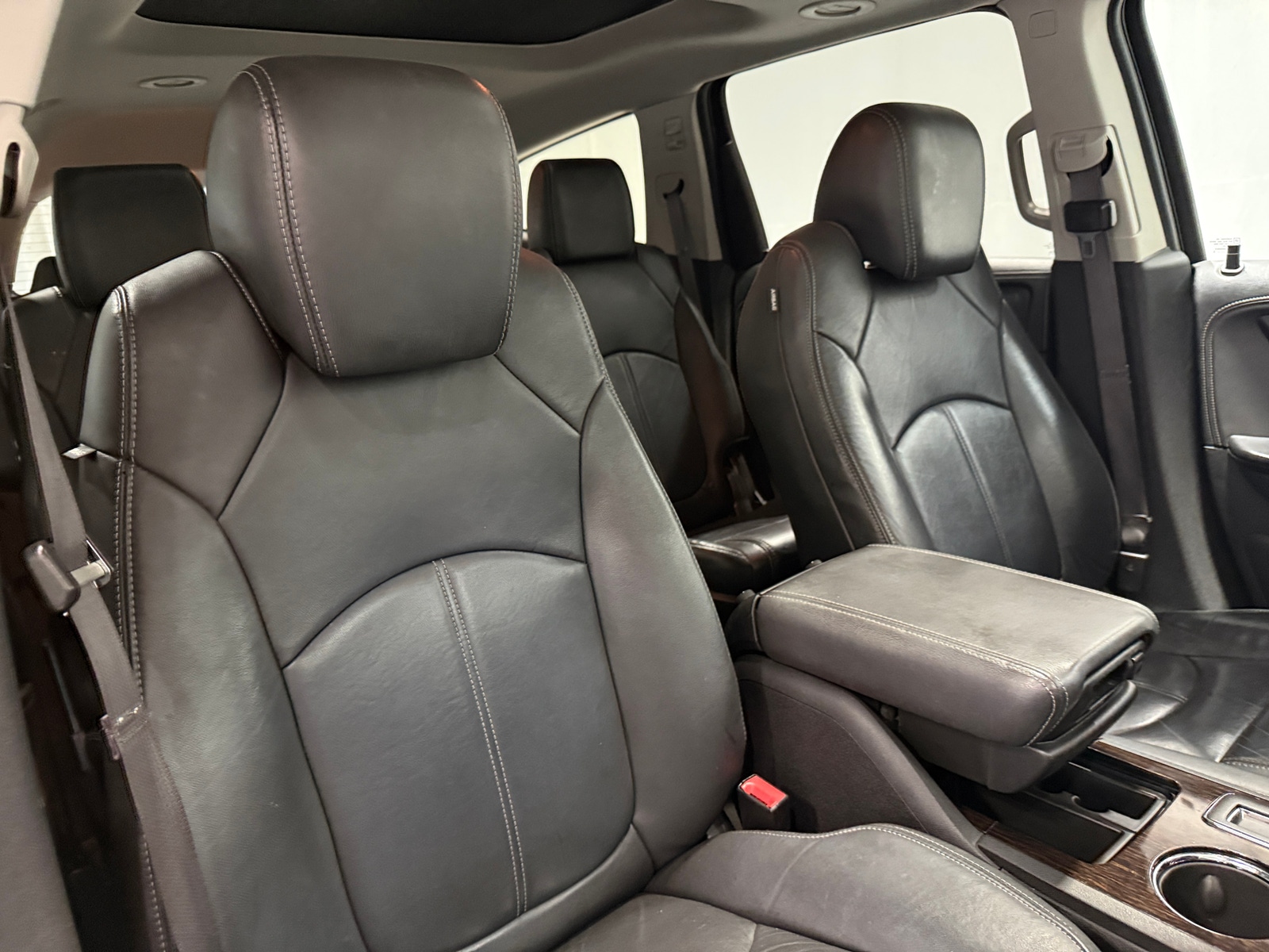 Thumbnail: 2015 Chevrolet Traverse - 2