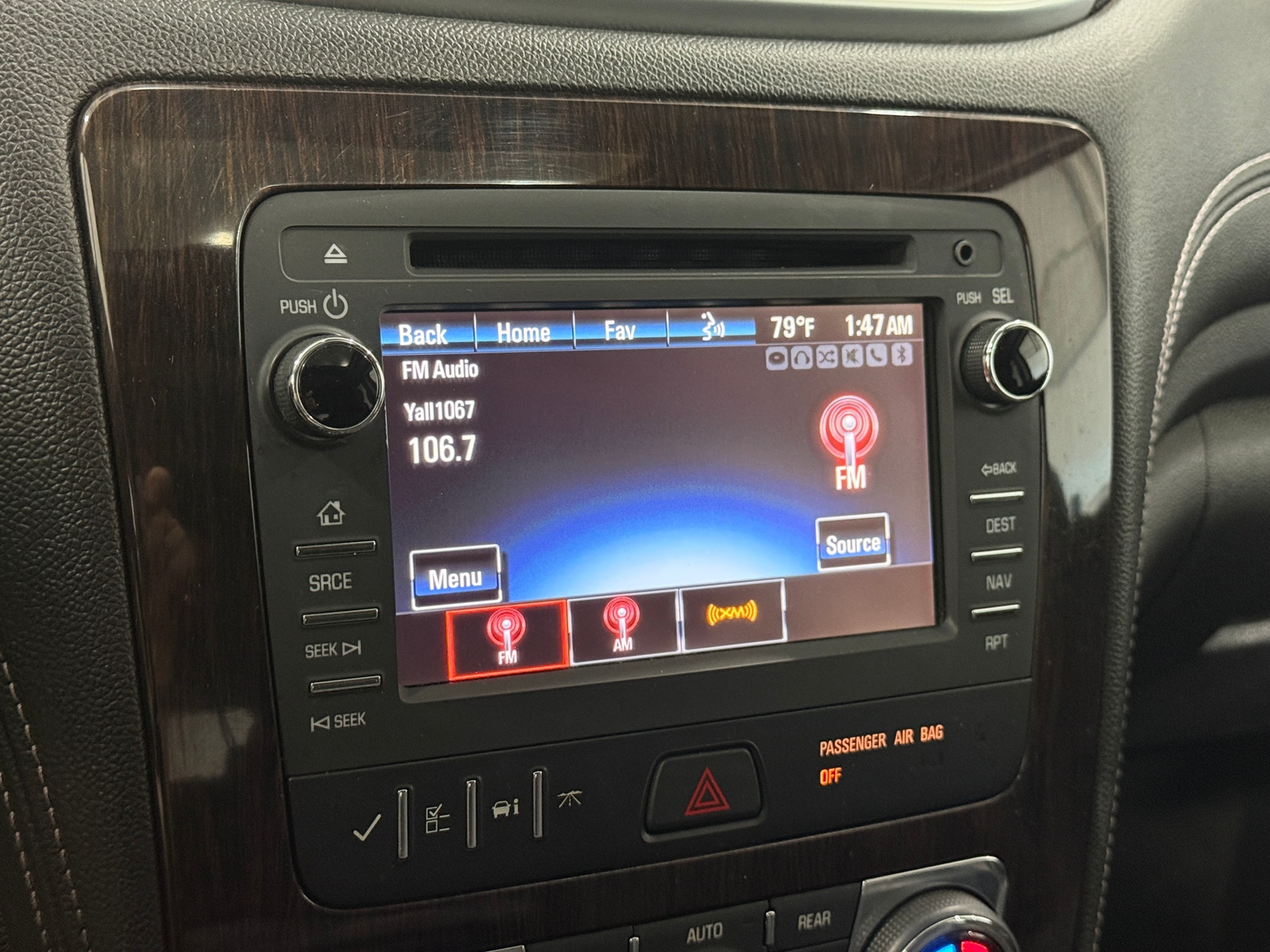 Thumbnail: 2015 Chevrolet Traverse - 4