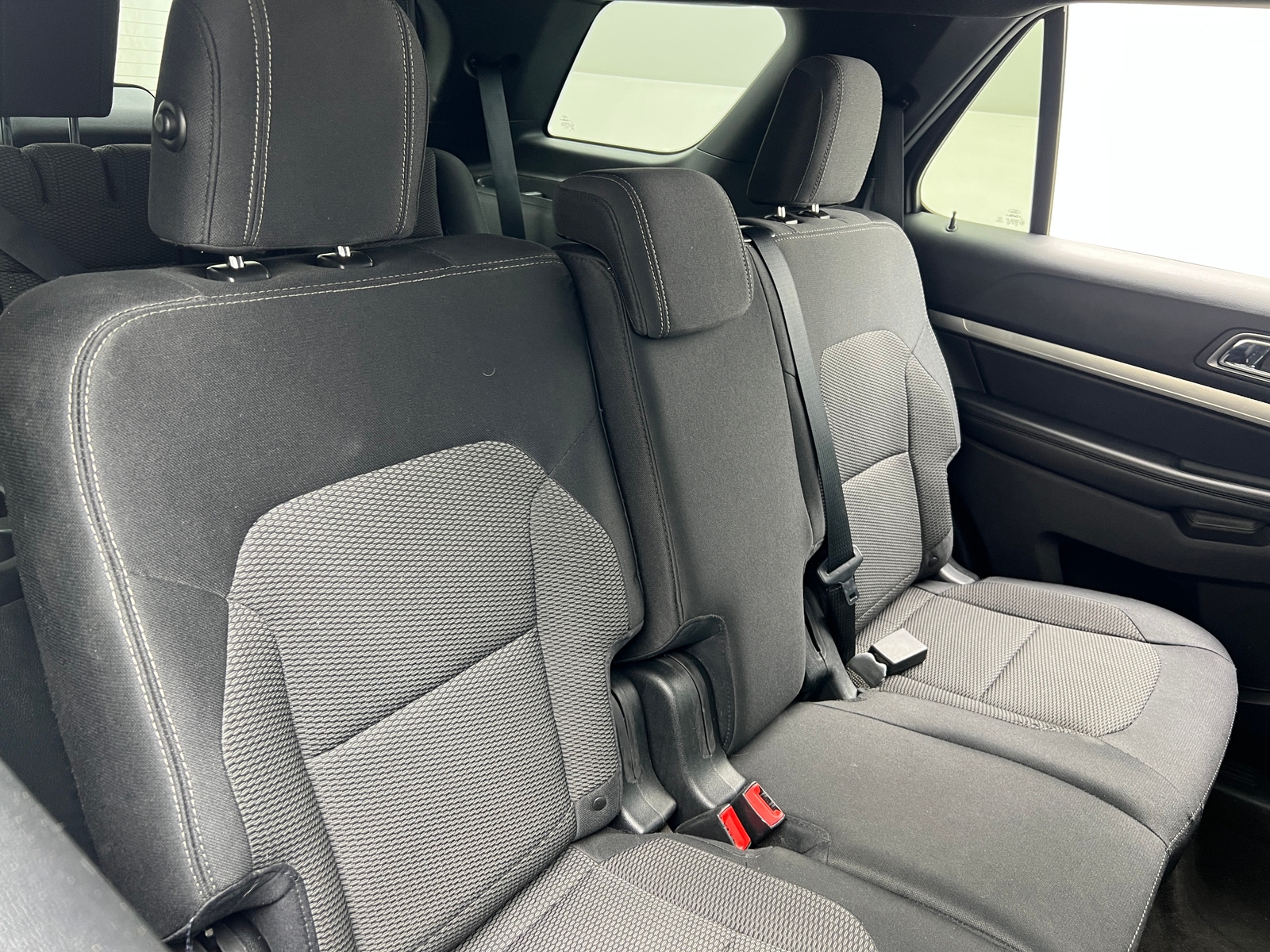 Thumbnail: 2018 Ford Explorer - 6