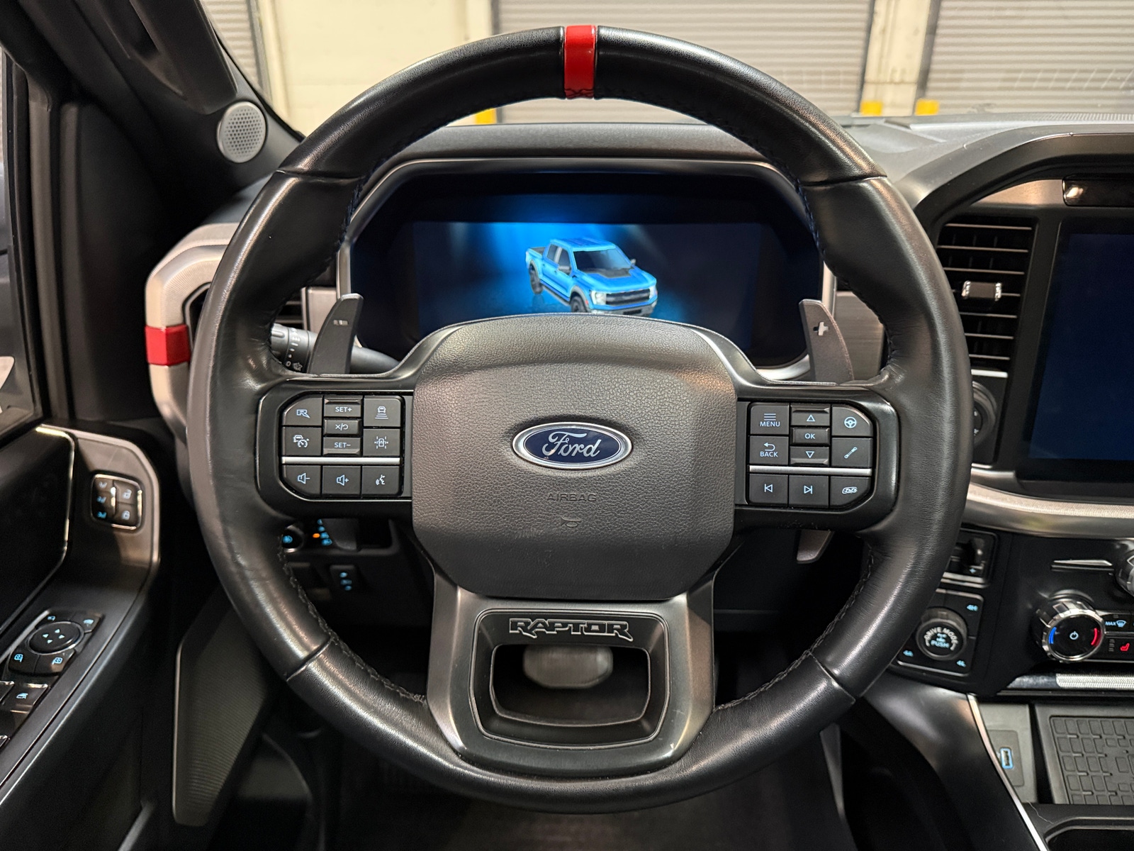 Thumbnail: 2023 Ford Econoline - 4