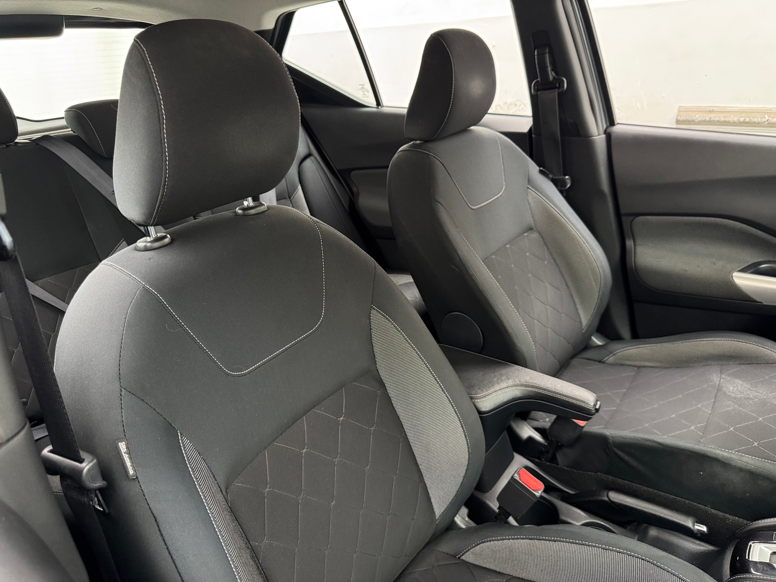 Thumbnail: 2020 Nissan Kicks - 2
