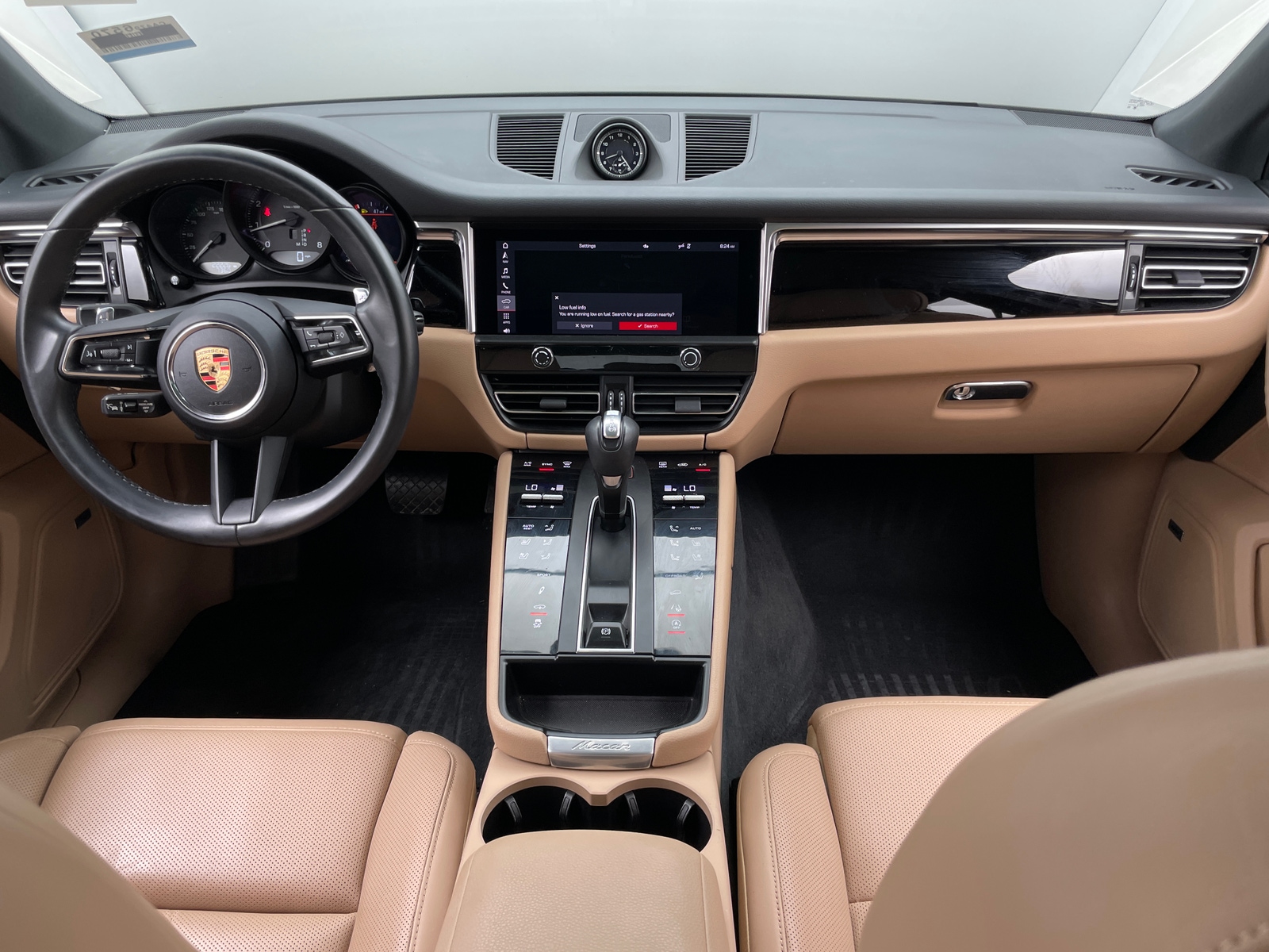 Thumbnail: 2023 Porsche Macan - 2