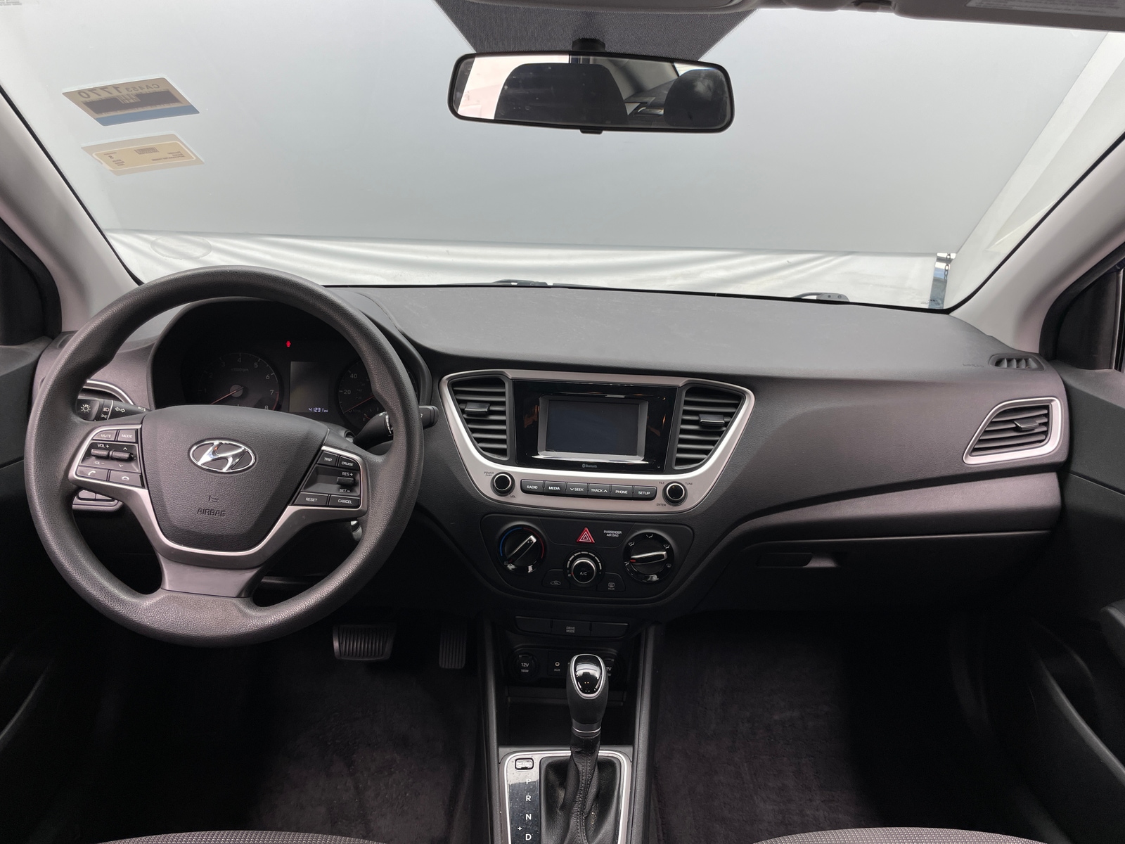 Thumbnail: 2022 Hyundai Accent - 3