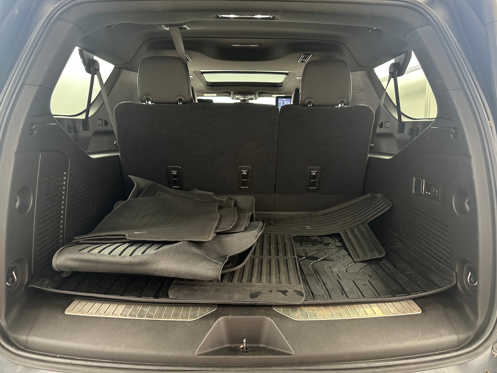 Thumbnail: 2021 Chevrolet Suburban - 6