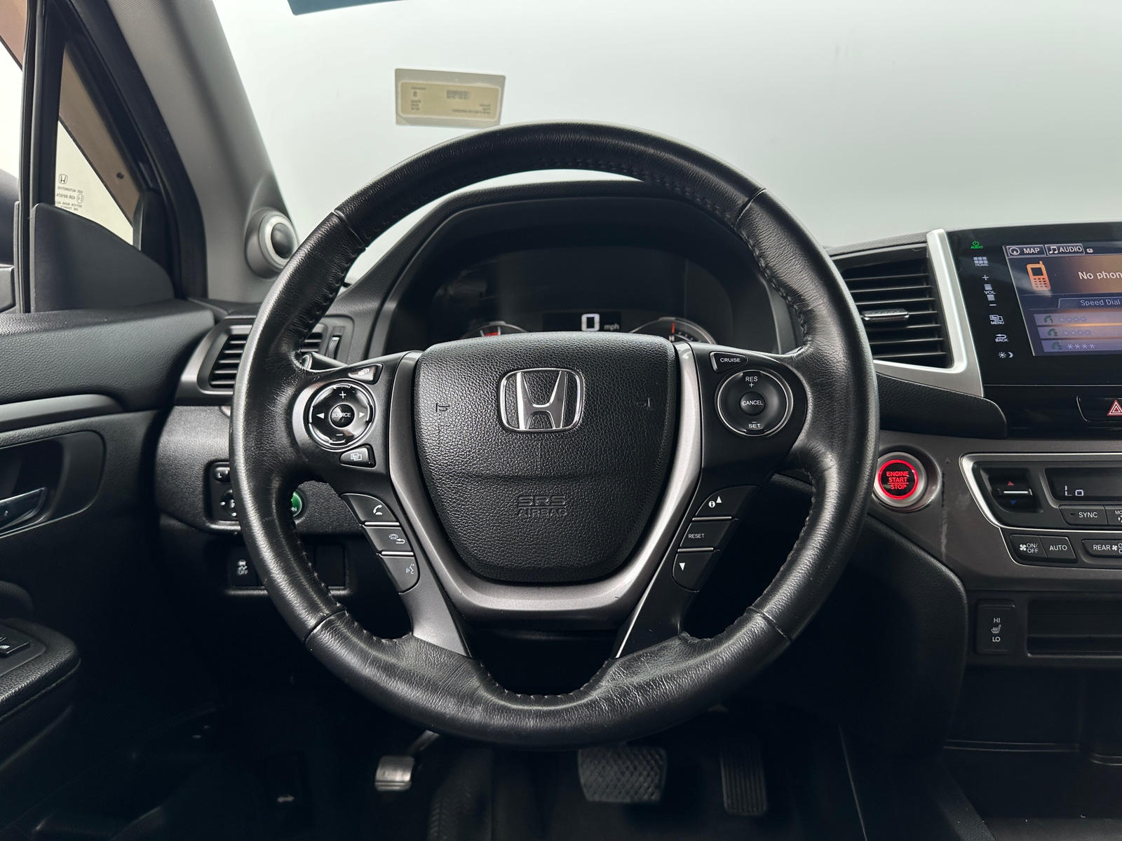 Thumbnail: 2016 Honda Pilot - 4