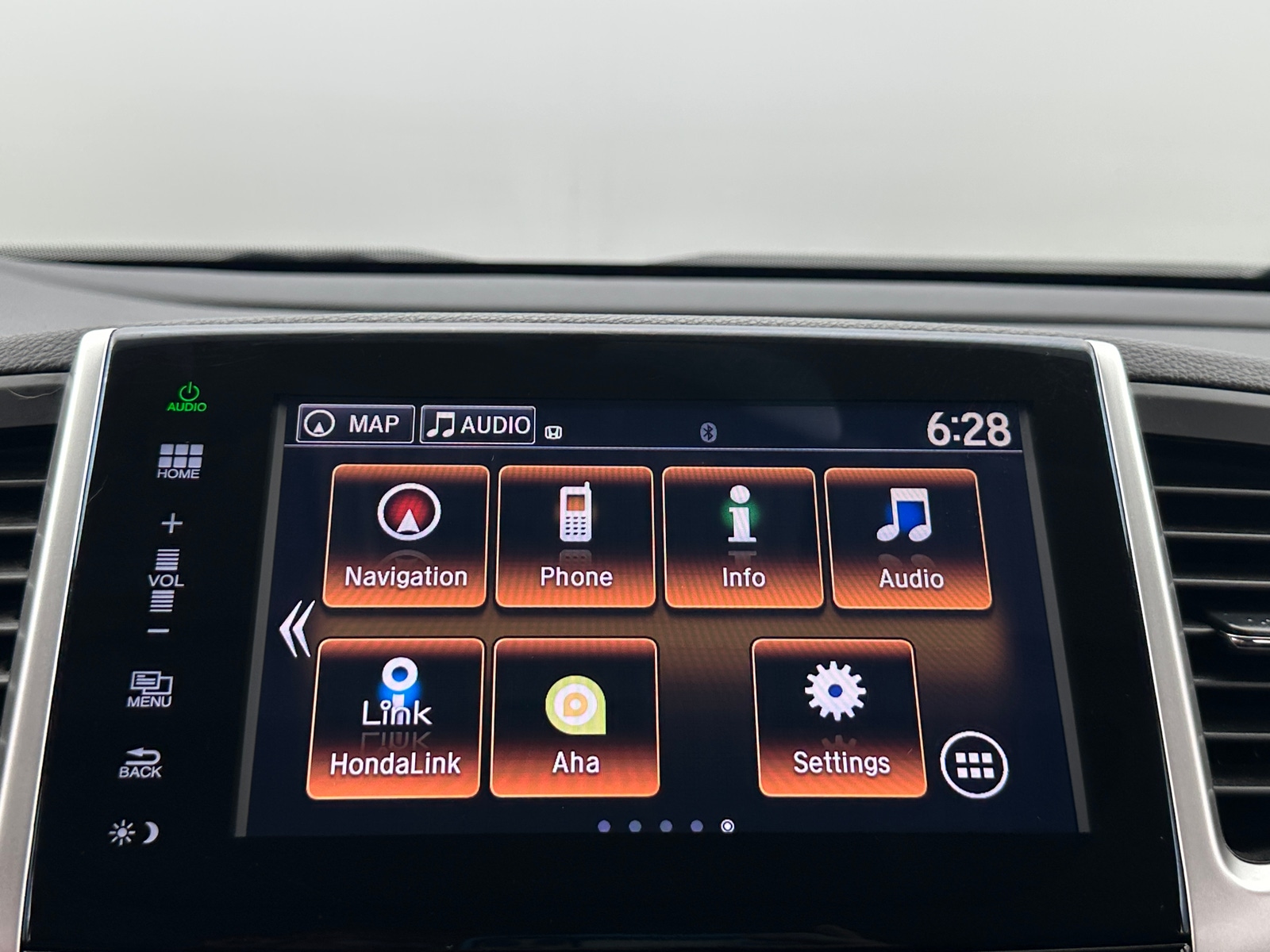 Thumbnail: 2016 Honda Pilot - 3