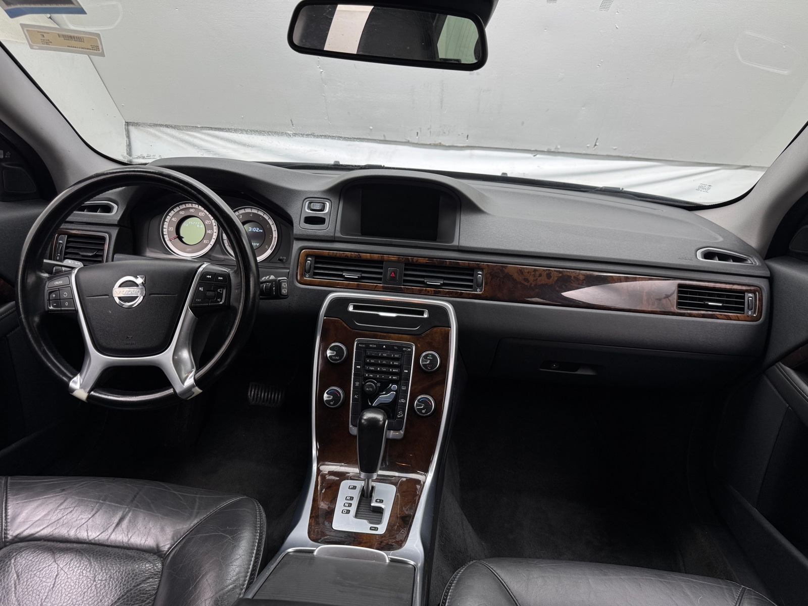 Thumbnail: 2012 Volvo XC70 - 3