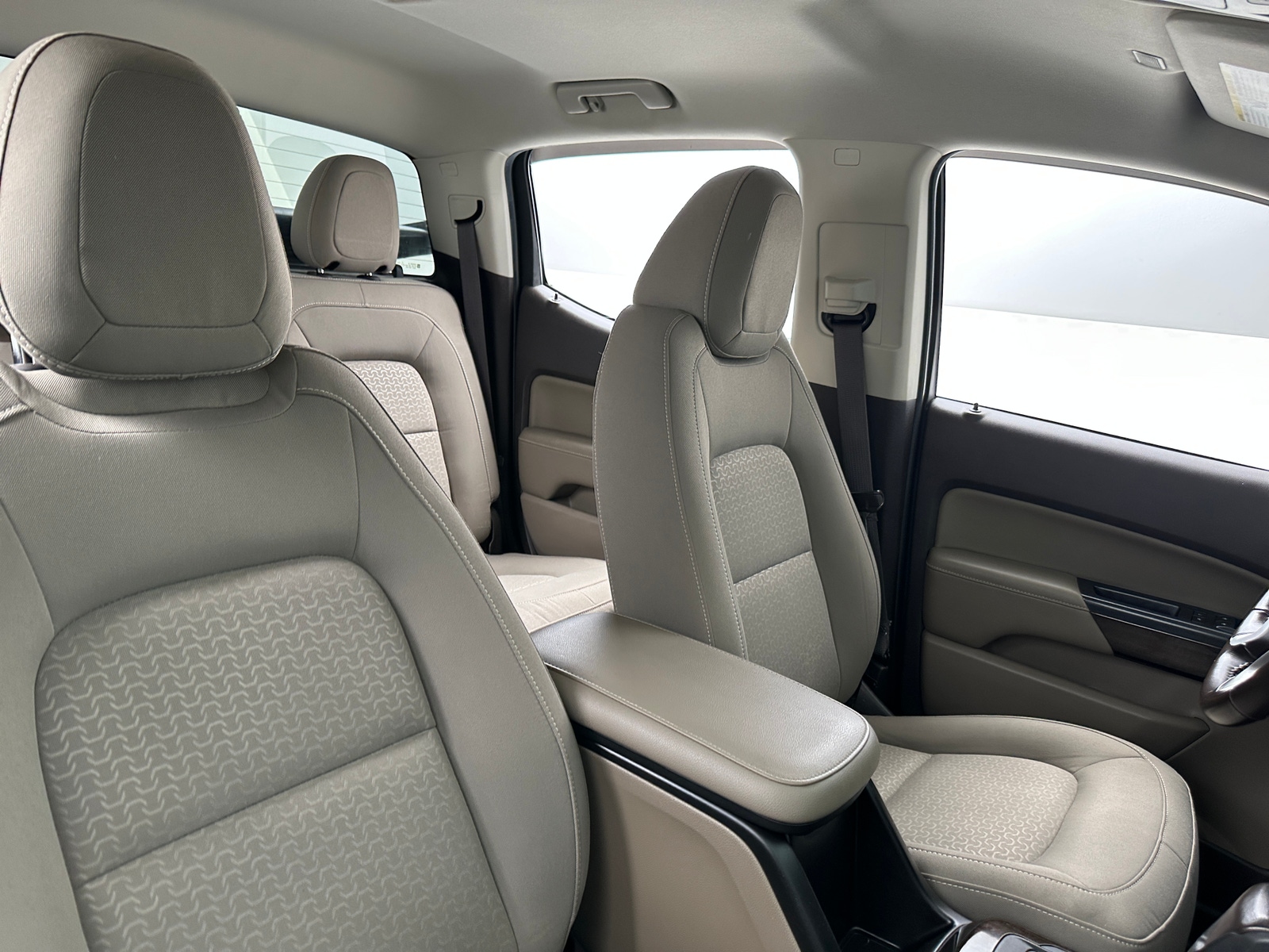 Thumbnail: 2018 GMC Canyon - 2