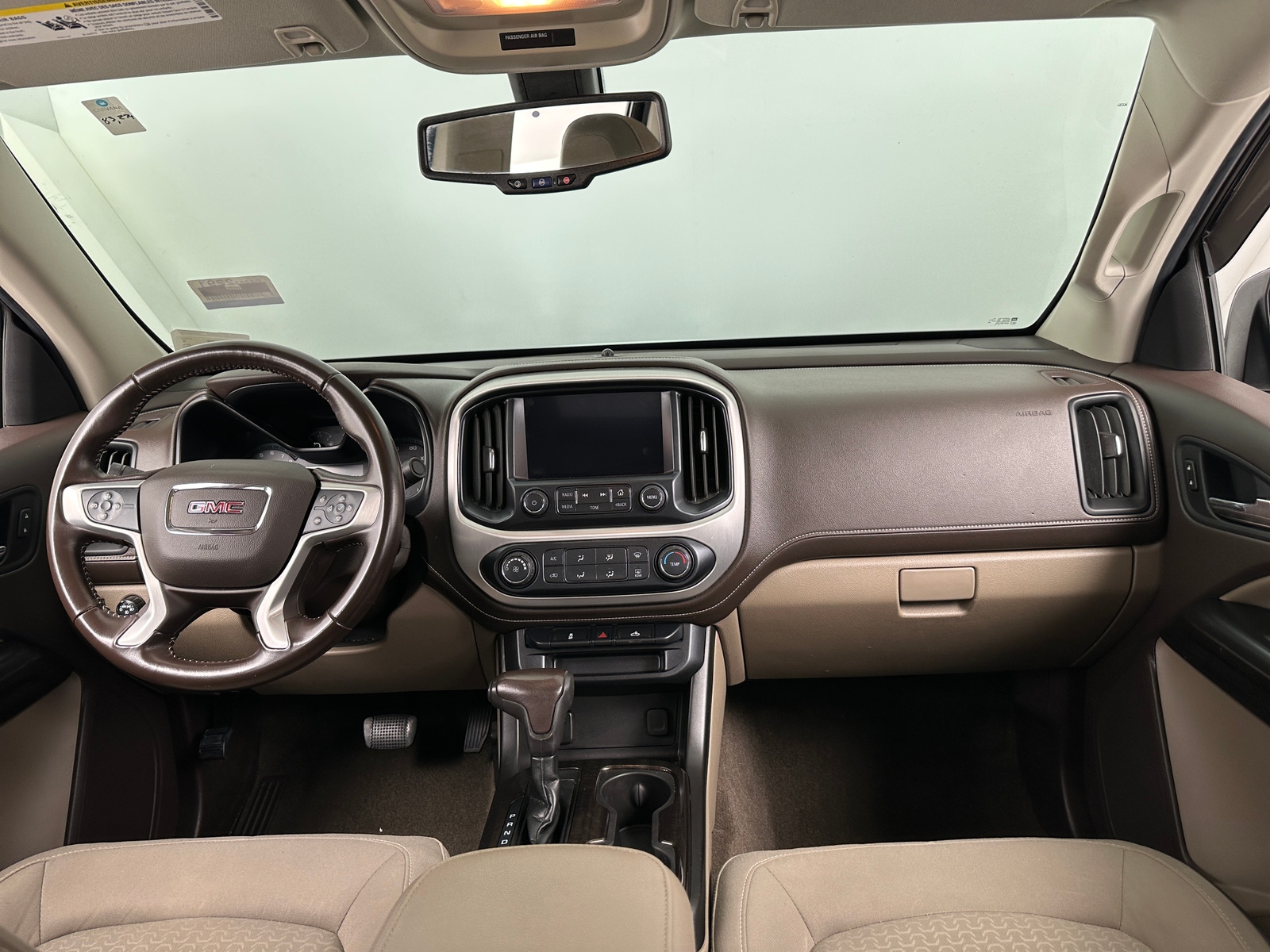 Thumbnail: 2018 GMC Canyon - 3