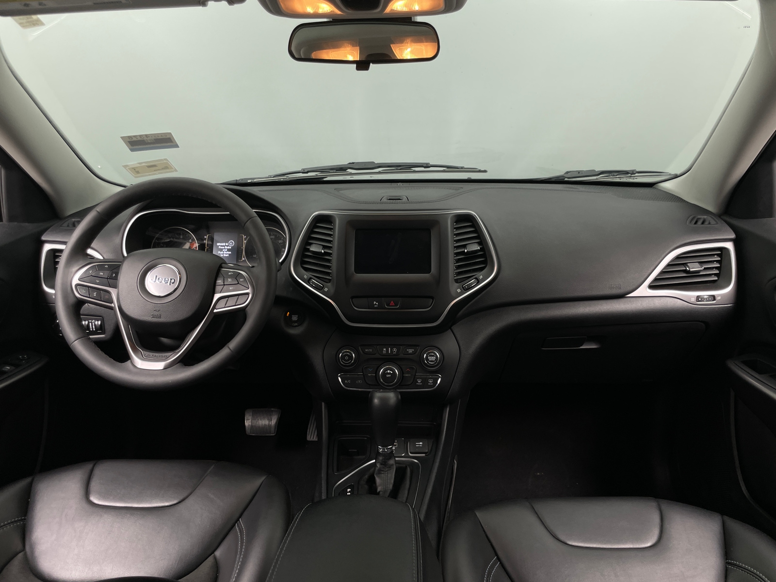 Thumbnail: 2020 Jeep Cherokee - 3