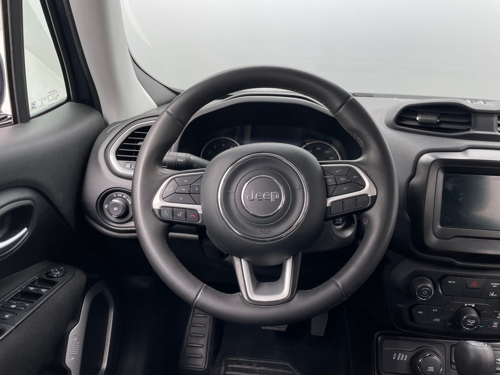 Thumbnail: 2021 Jeep Renegade - 5