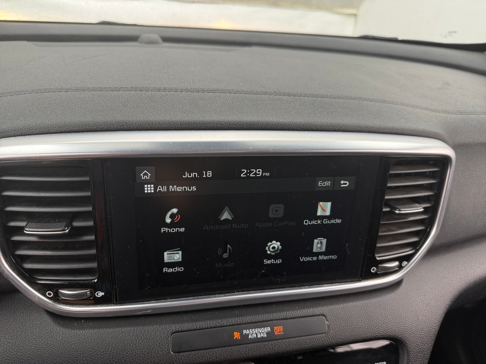 Thumbnail: 2020 Kia Sportage - 3
