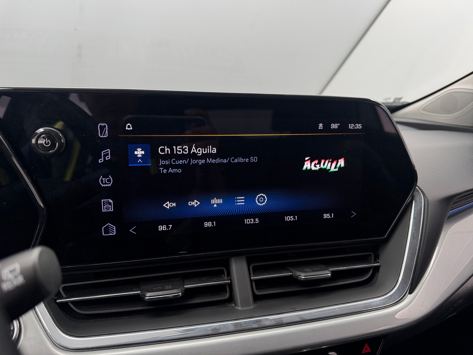 Thumbnail: 2025 Chevrolet Trax - 4
