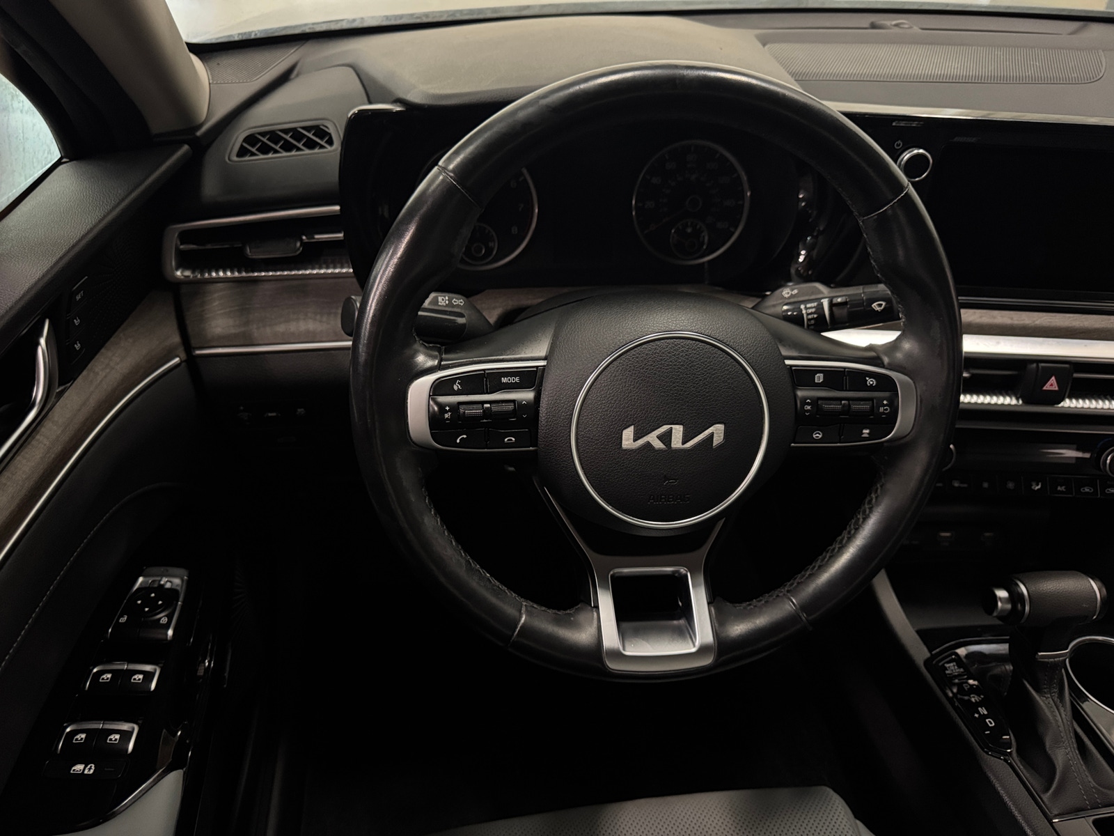 Thumbnail: 2022 Kia K5 - 4