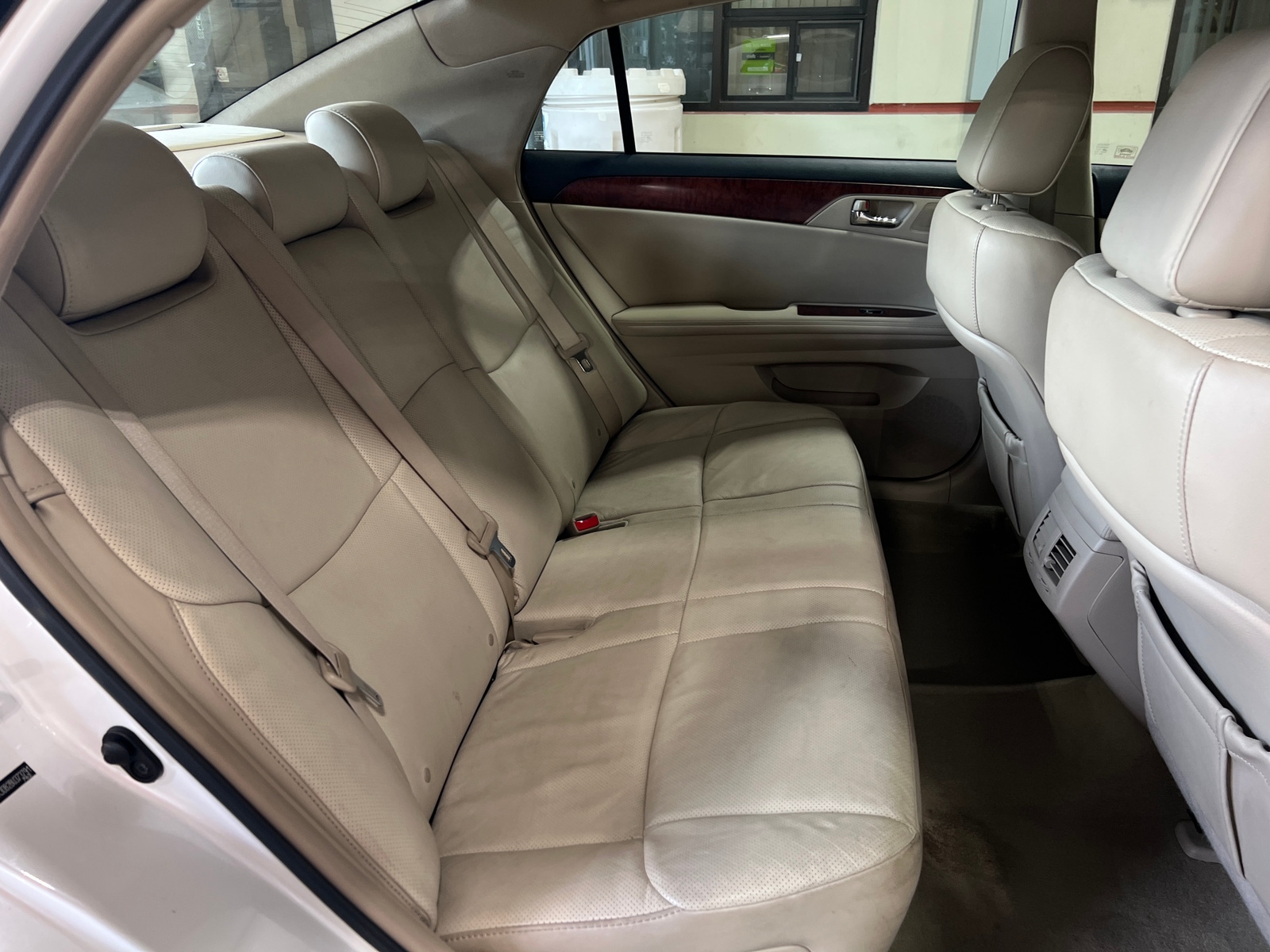 Thumbnail: 2011 Toyota Avalon - 5
