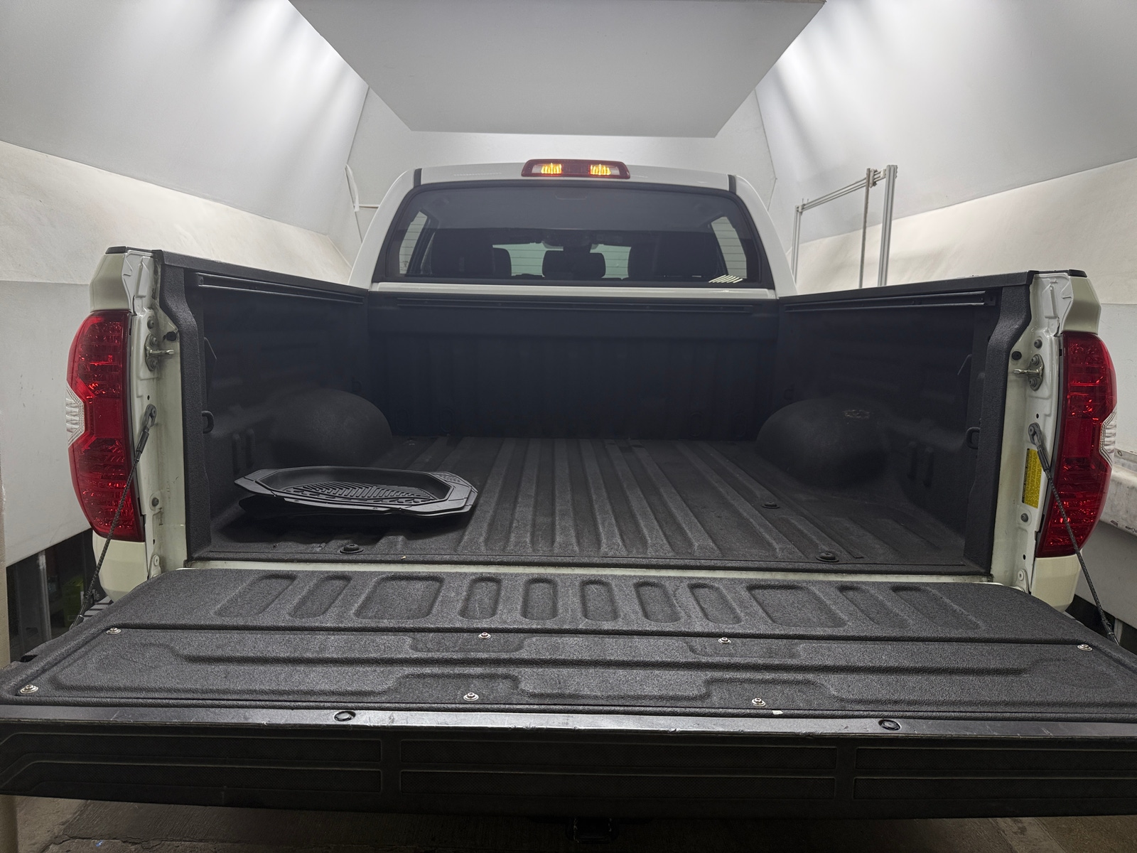 Thumbnail: 2019 Toyota Tundra - 6