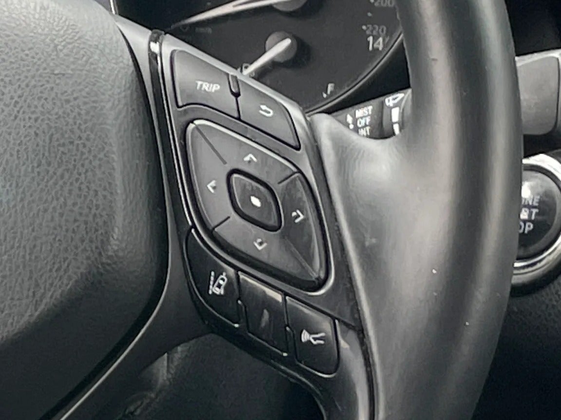2018 Toyota C-HR XLE Premium - Photo 16