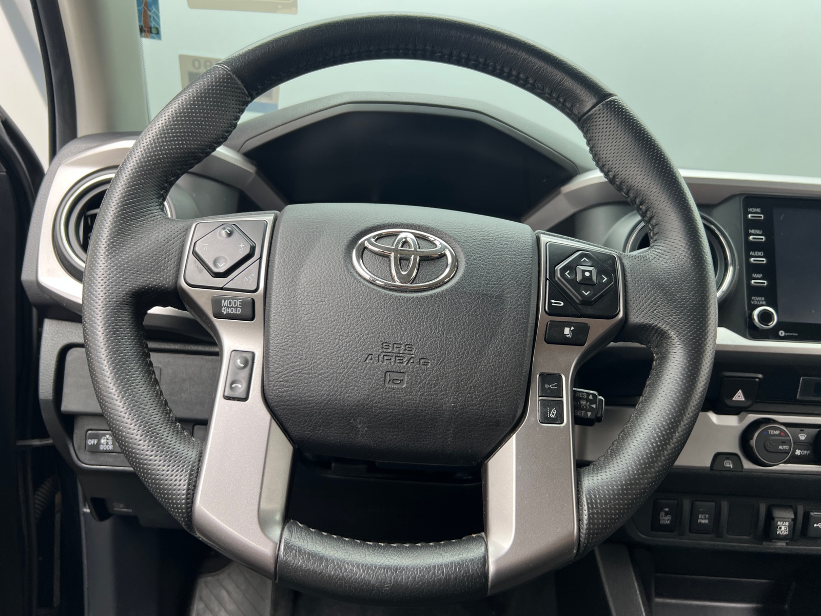 Thumbnail: 2022 Toyota Tacoma - 5