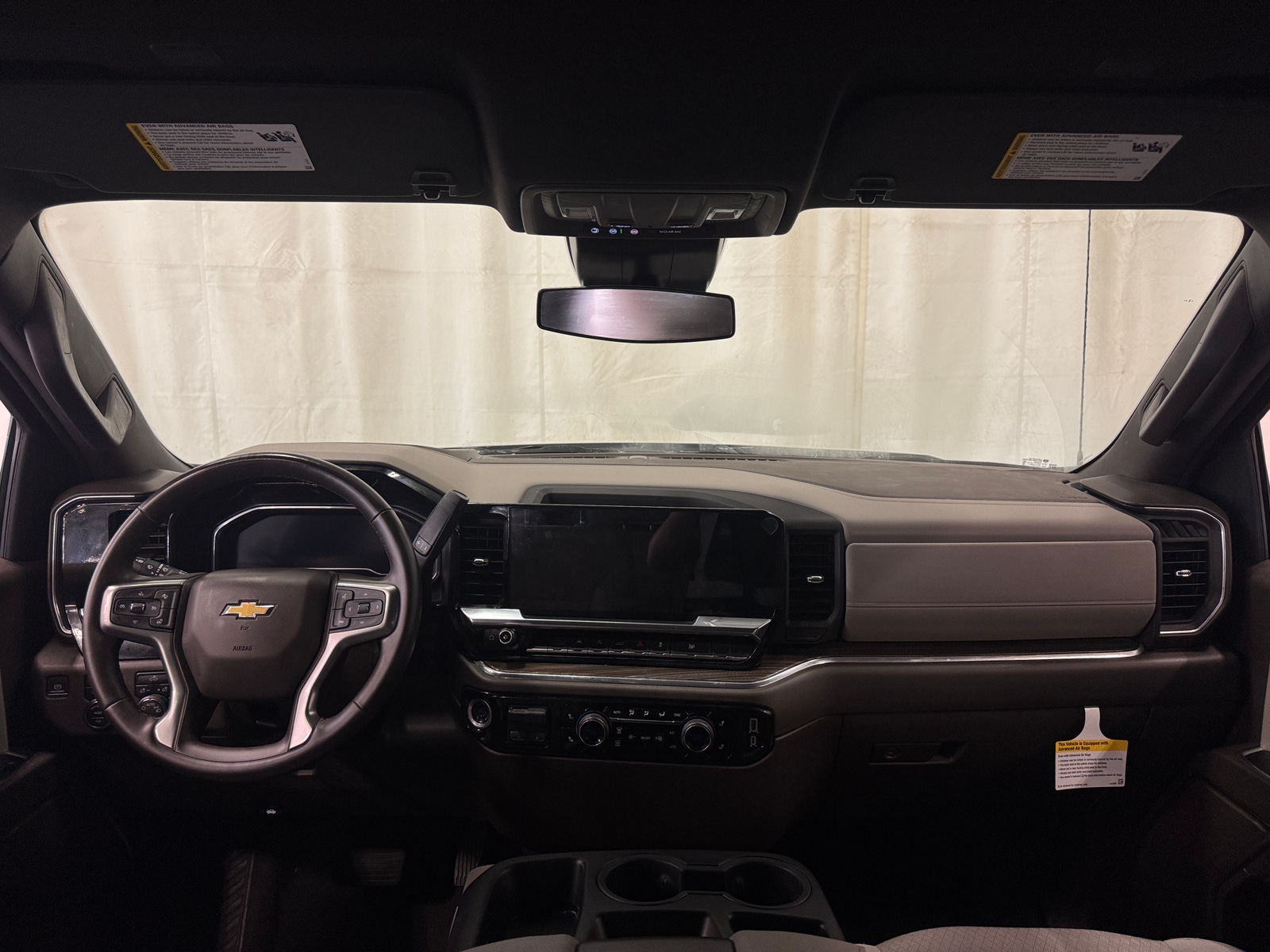Thumbnail: 2024 Chevrolet Silverado 1500 - 3