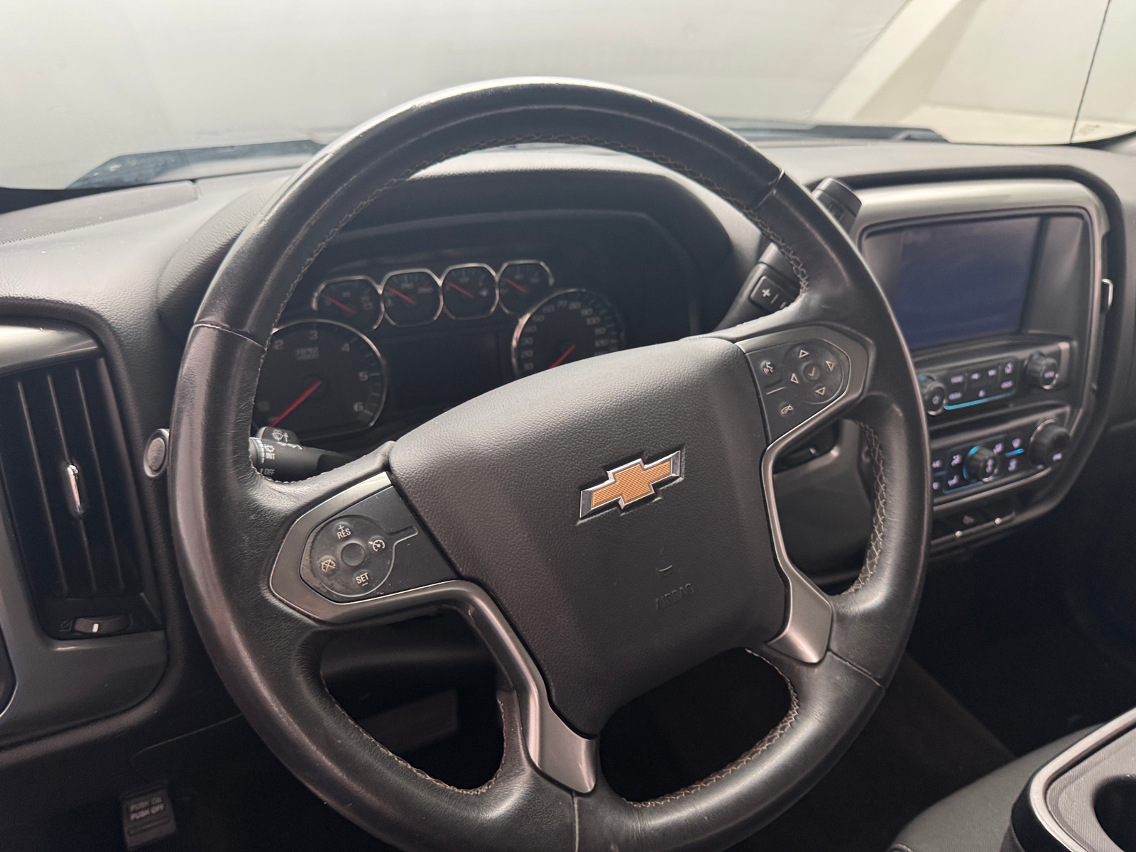 Thumbnail: 2018 Chevrolet Silverado 1500 - 5