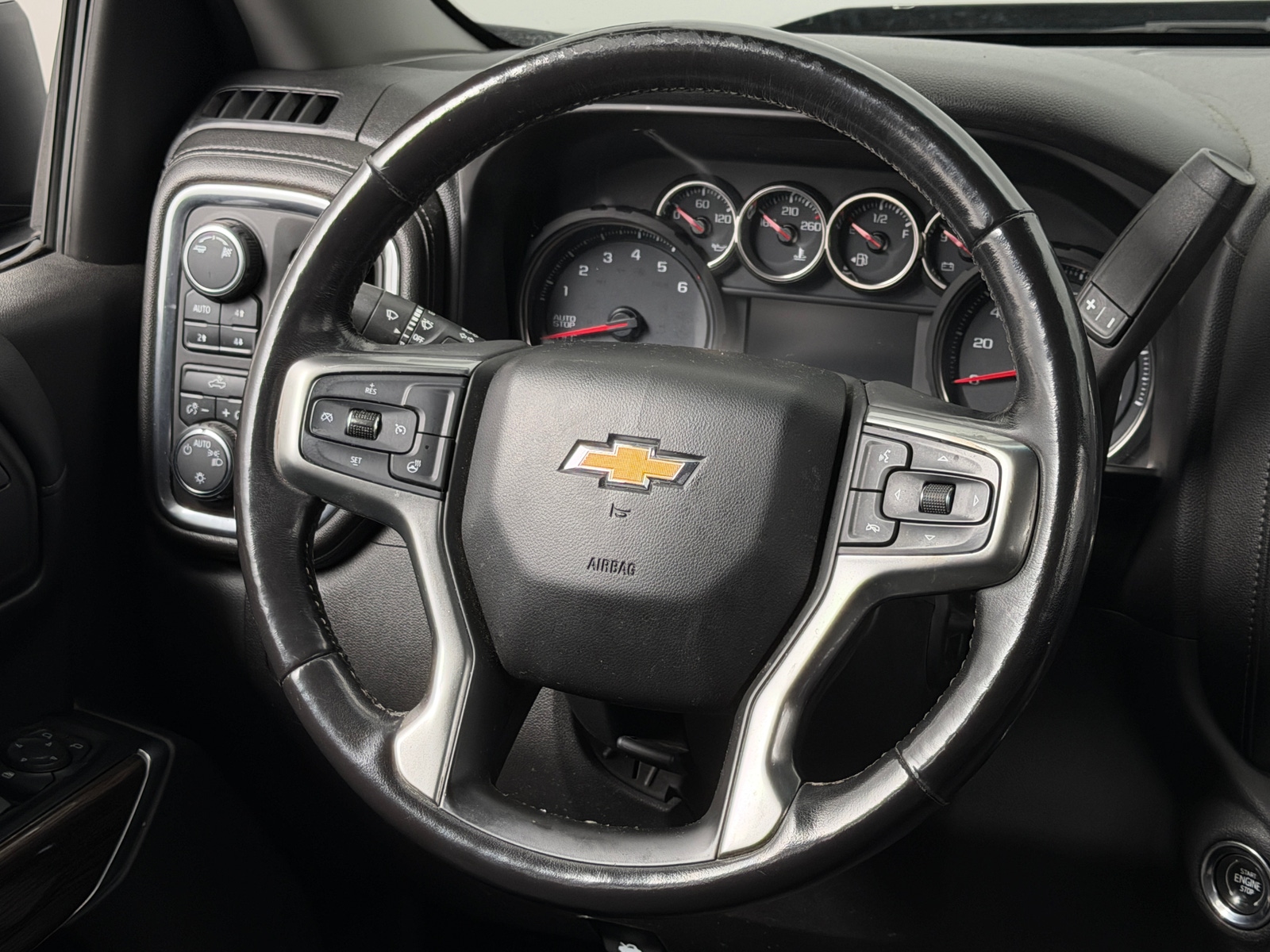 Thumbnail: 2019 Chevrolet Silverado 1500 - 5