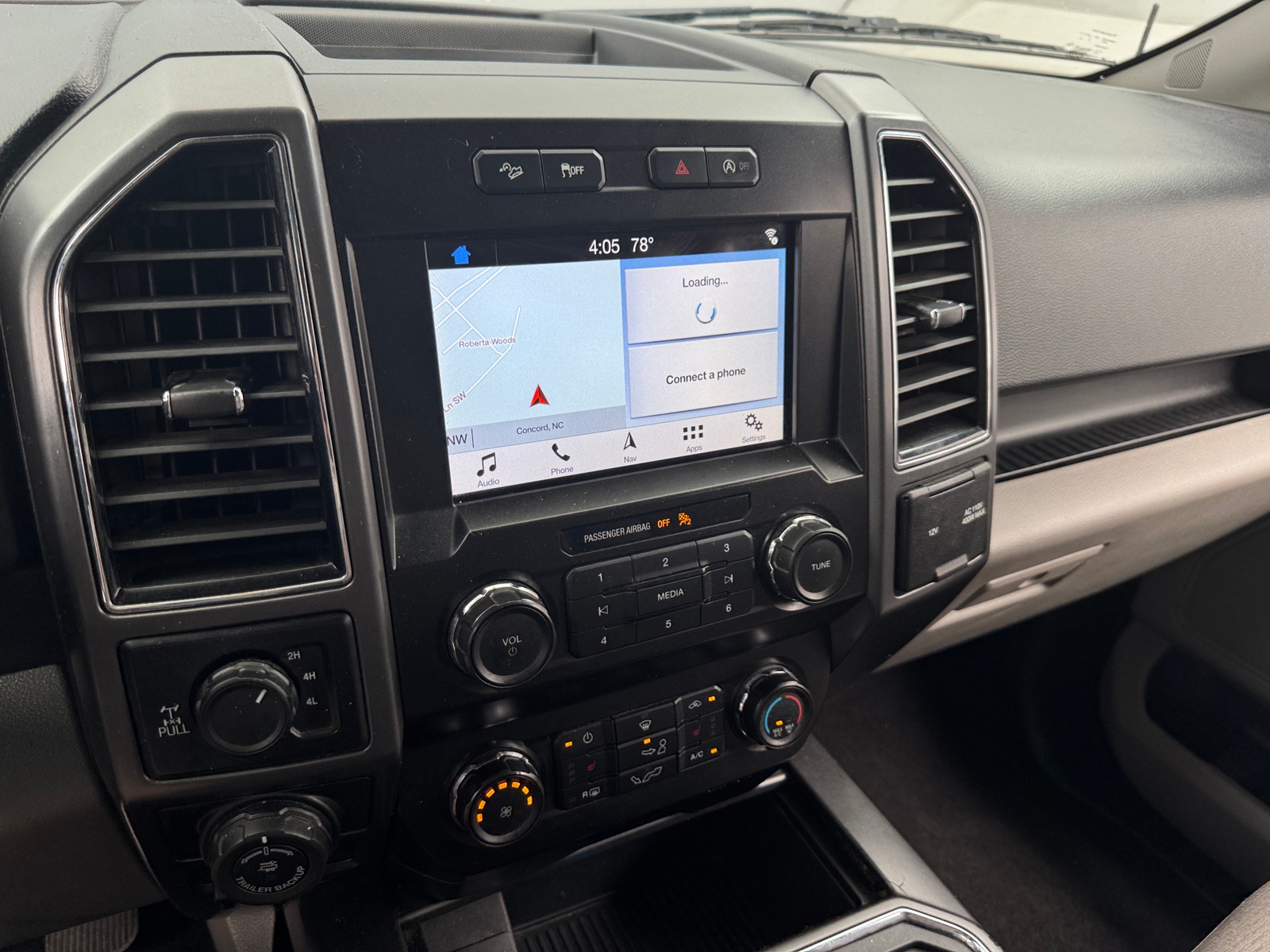 Thumbnail: 2019 Ford Econoline - 4