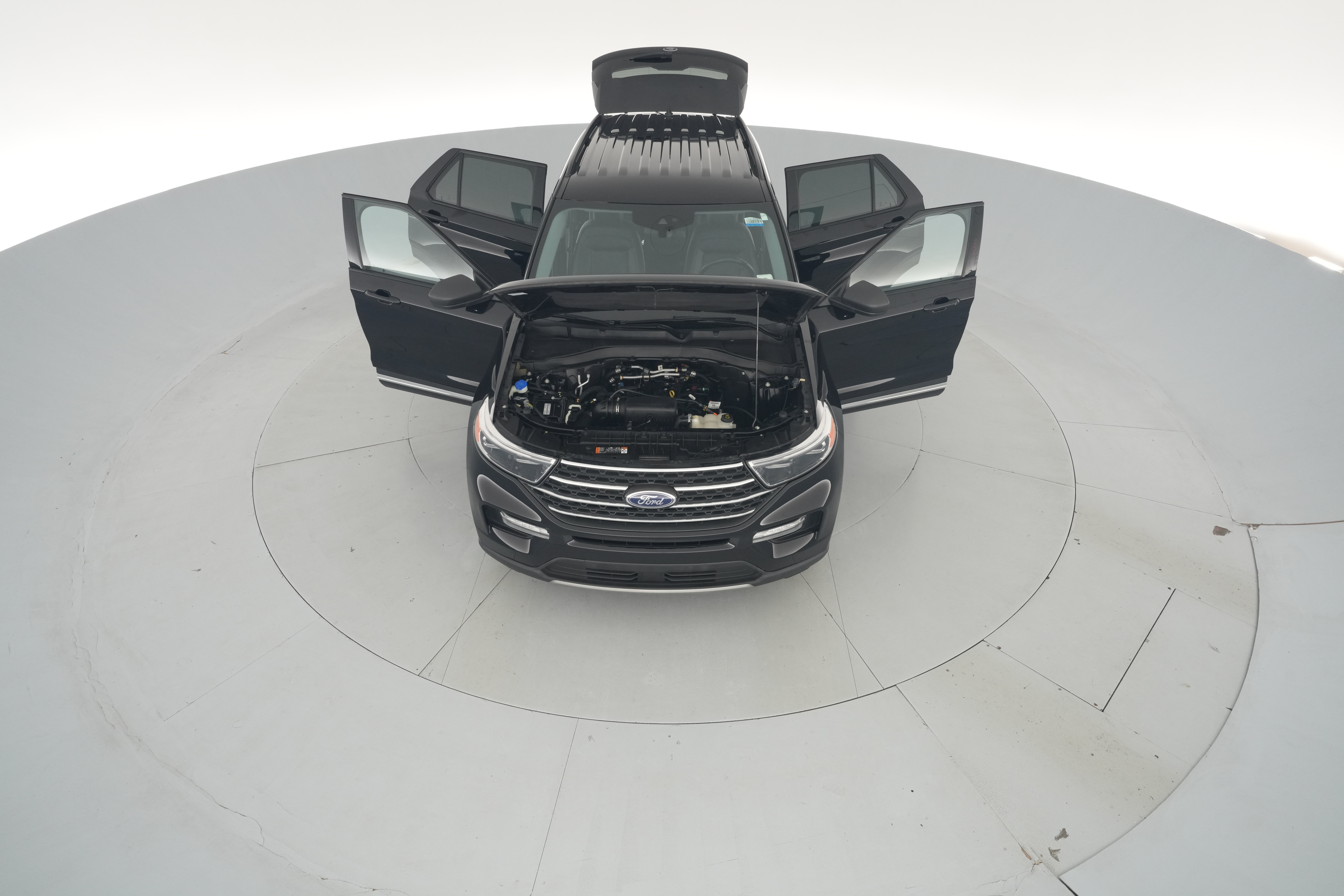 2023 Ford Explorer XLT - Photo 39