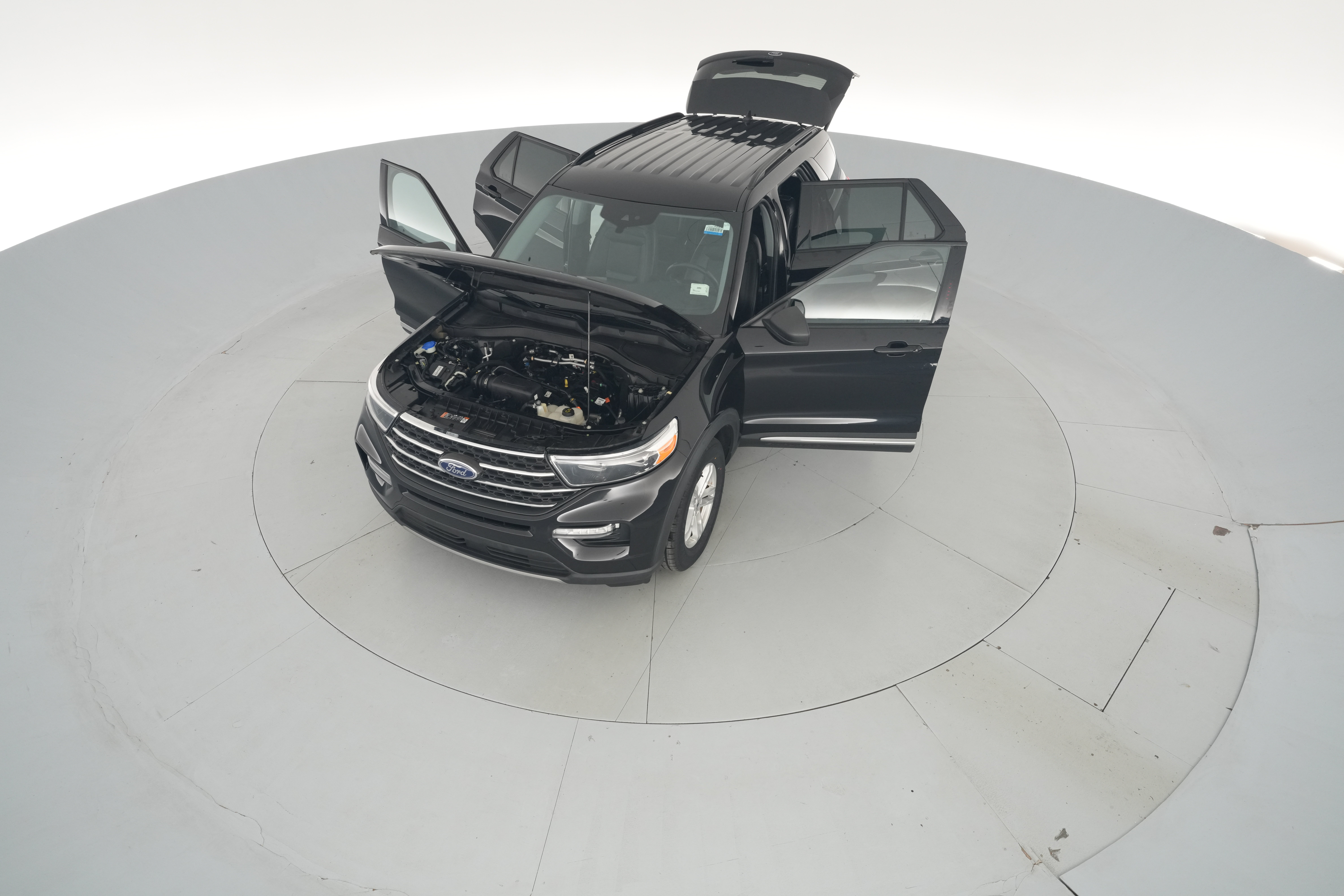 2023 Ford Explorer XLT - Photo 40