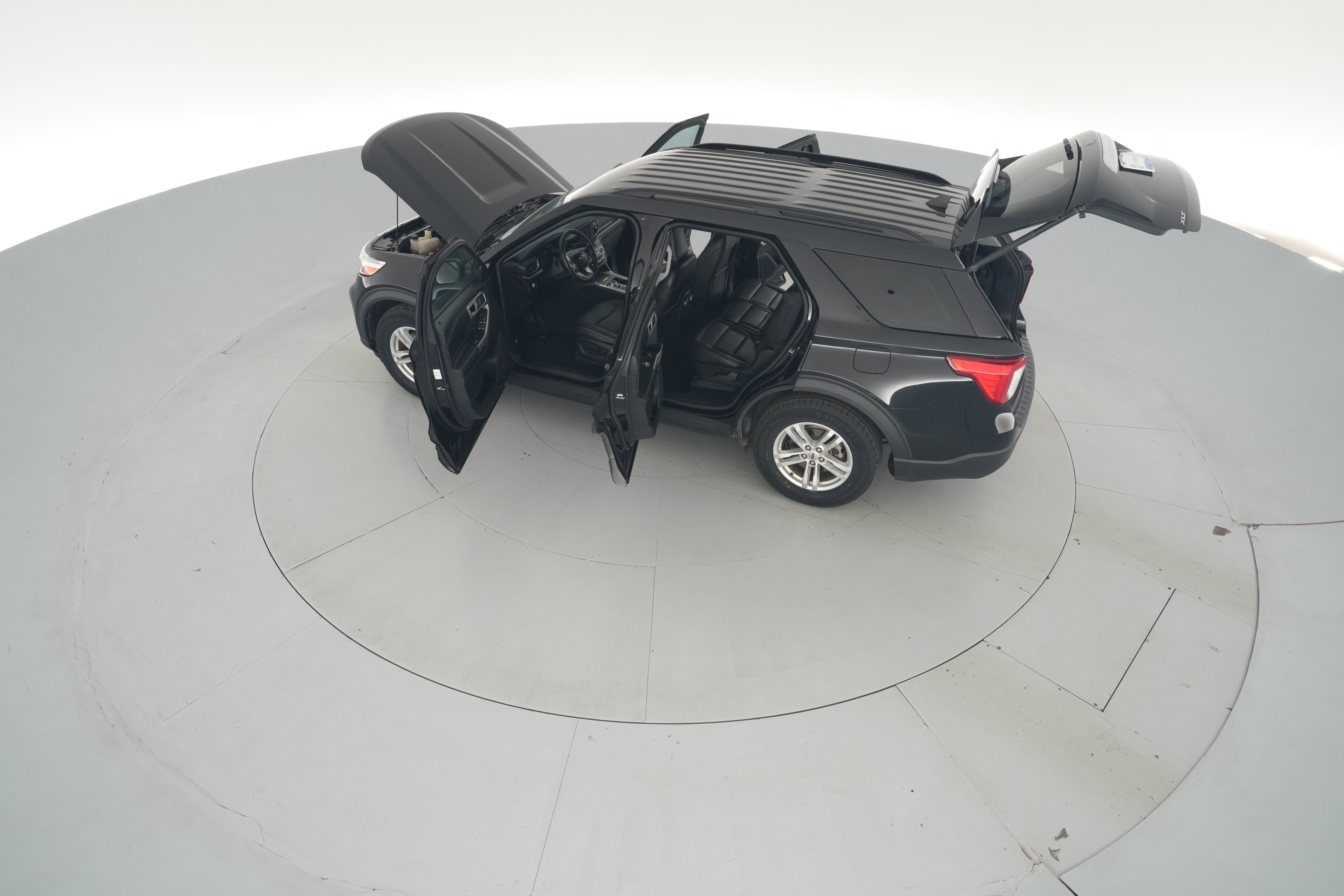 2023 Ford Explorer XLT - Photo 44