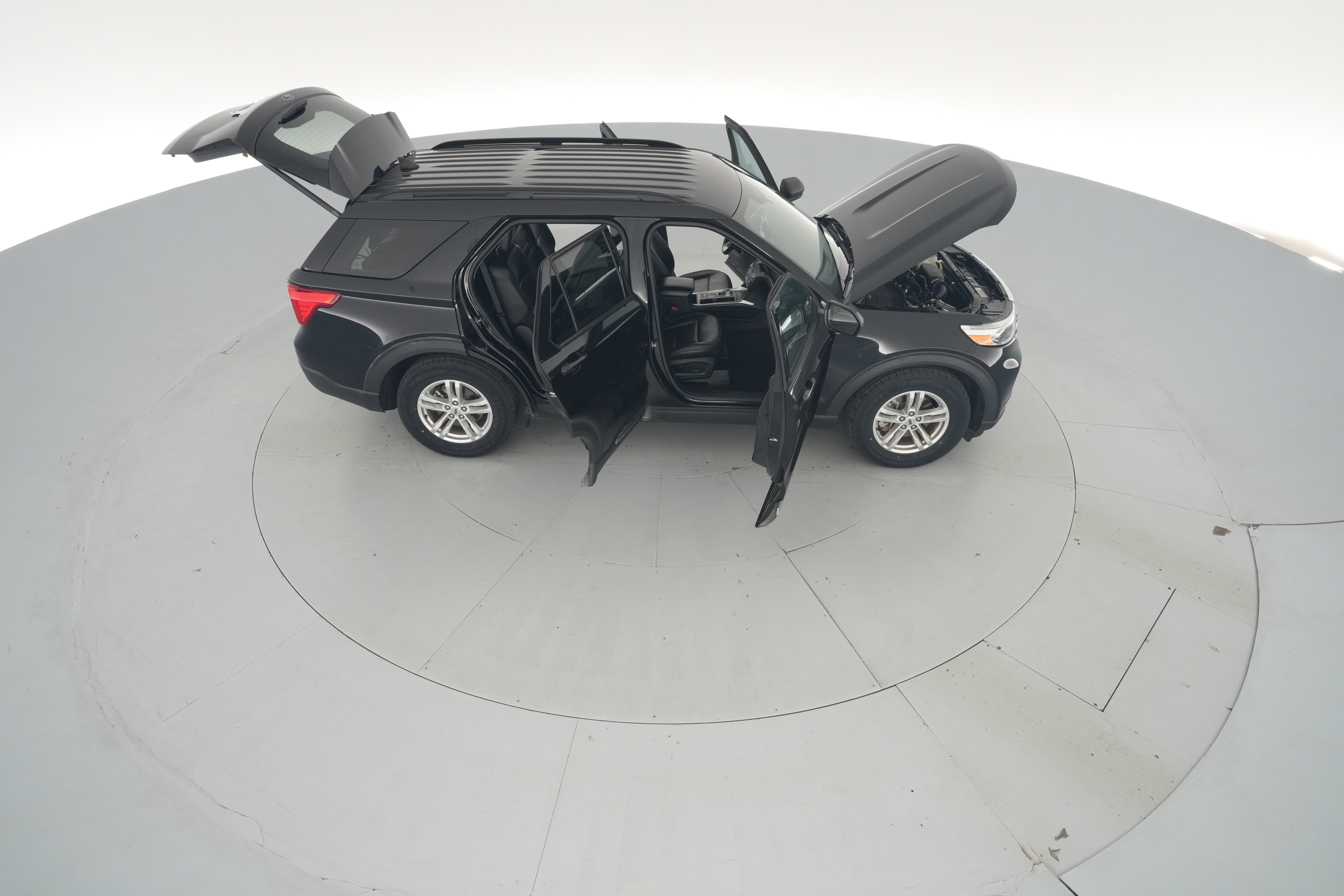 2023 Ford Explorer XLT - Photo 51