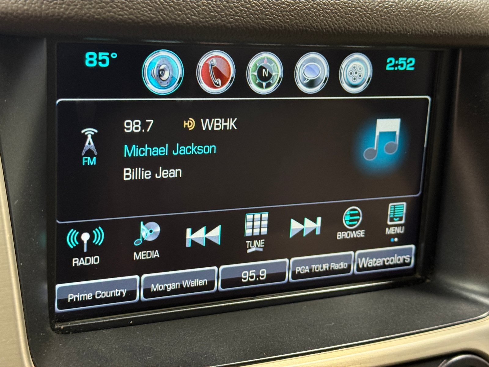 Thumbnail: 2020 GMC Yukon XL - 3