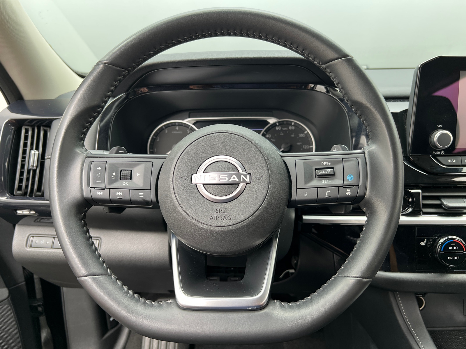 Thumbnail: 2025 Nissan Pathfinder - 5