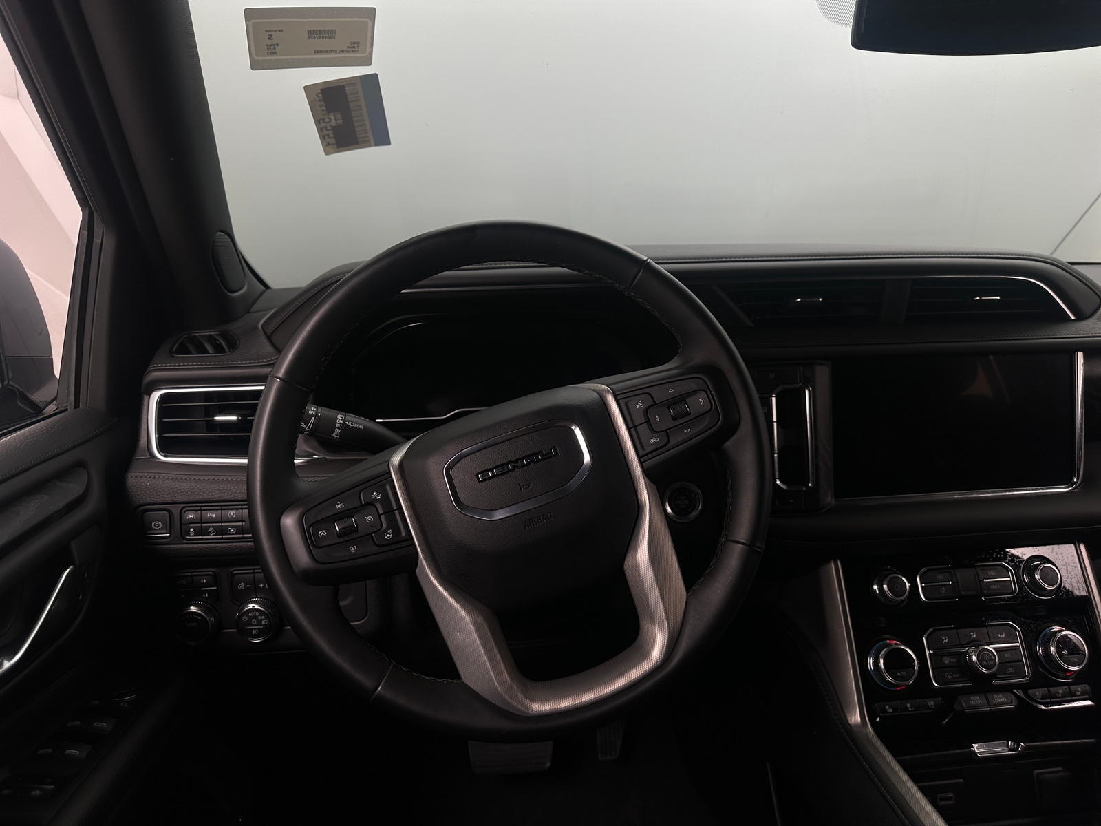 Thumbnail: 2023 GMC Yukon - 4