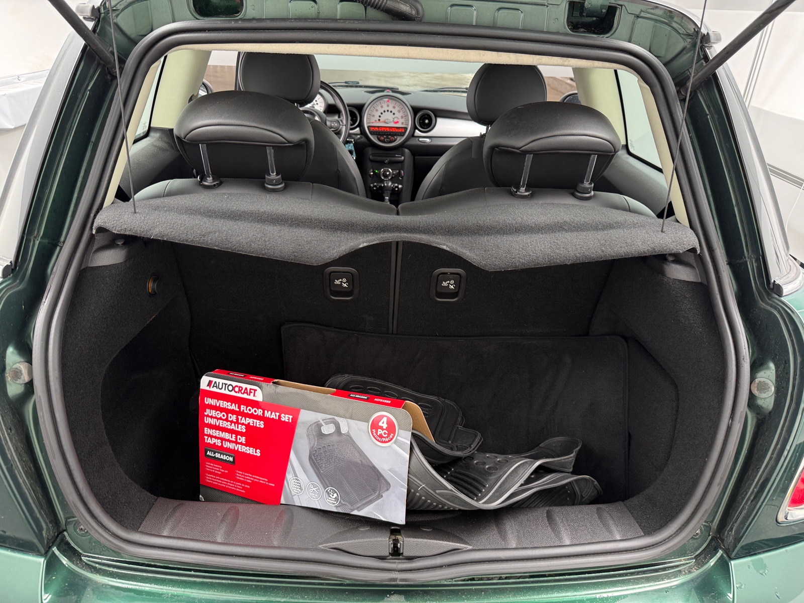 Thumbnail: 2013 MINI Cooper Hardtop - 6