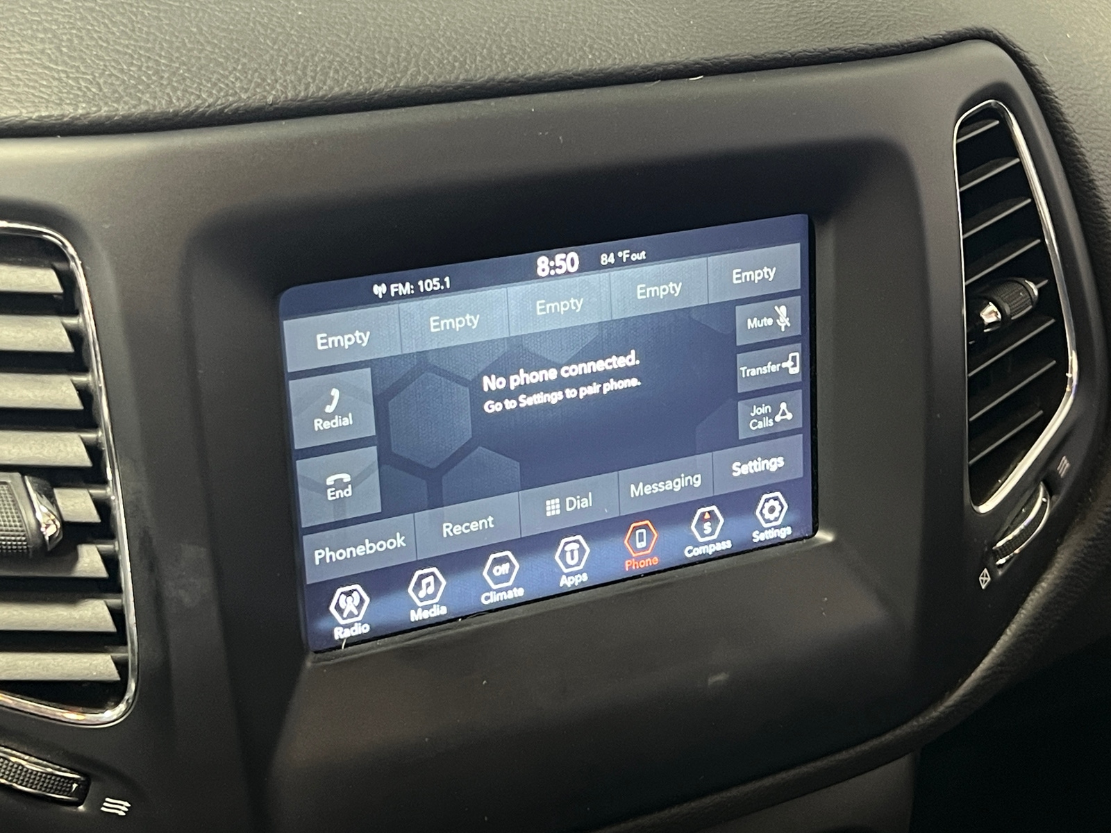 Thumbnail: 2020 Jeep Compass - 4