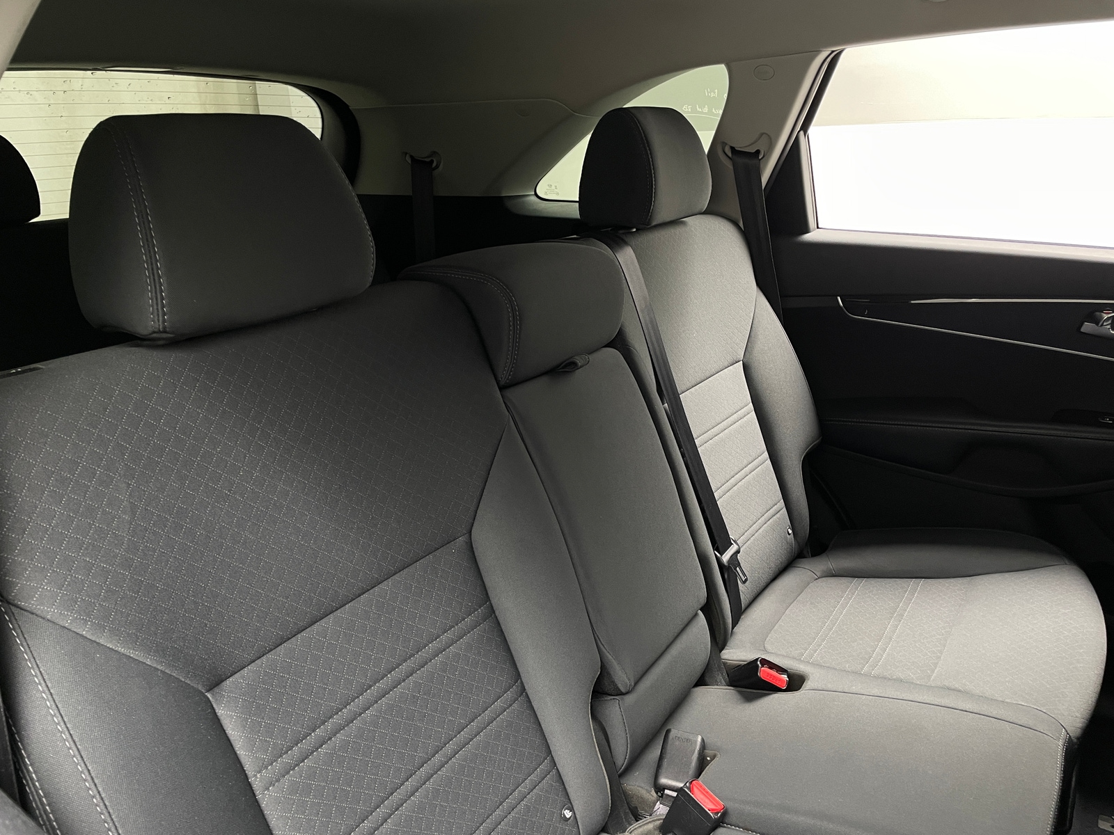 Thumbnail: 2020 Kia Sorento - 6