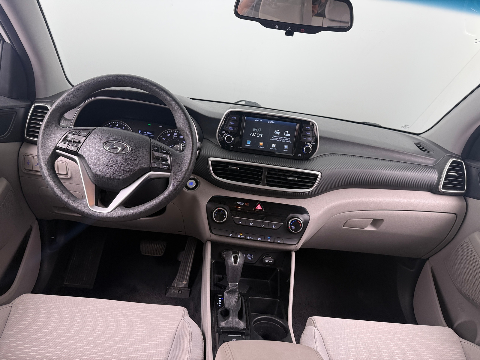 Thumbnail: 2019 Hyundai Tucson - 3